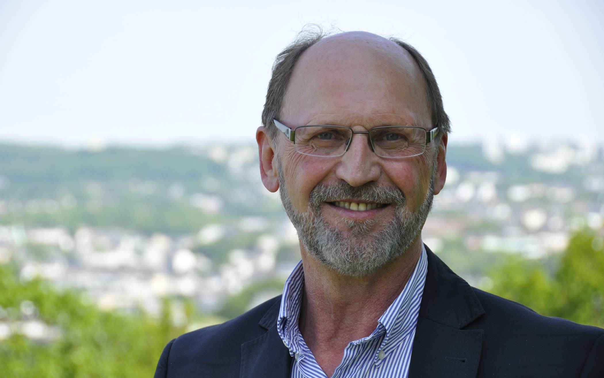 Prof. Dr. Karl-Heinz Kampert.
