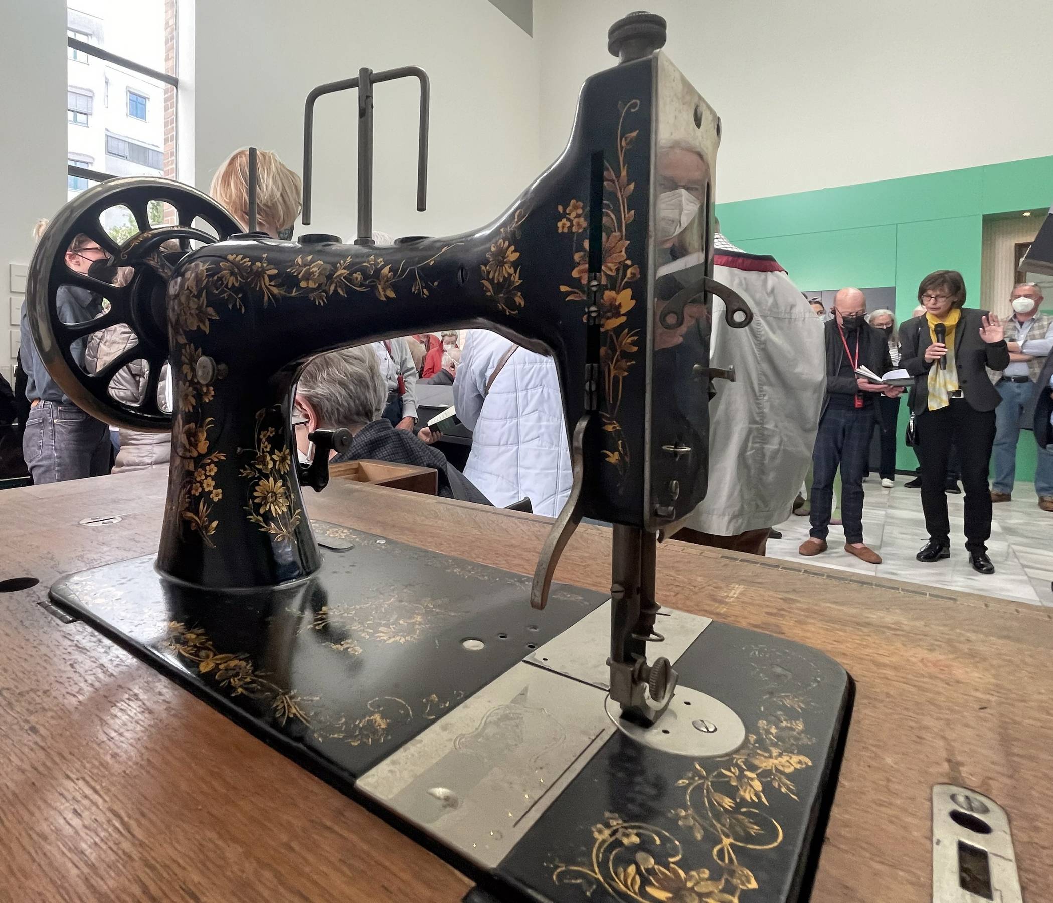 „Zuckermanns Nähmaschine“ in der Begegnungsstätte.