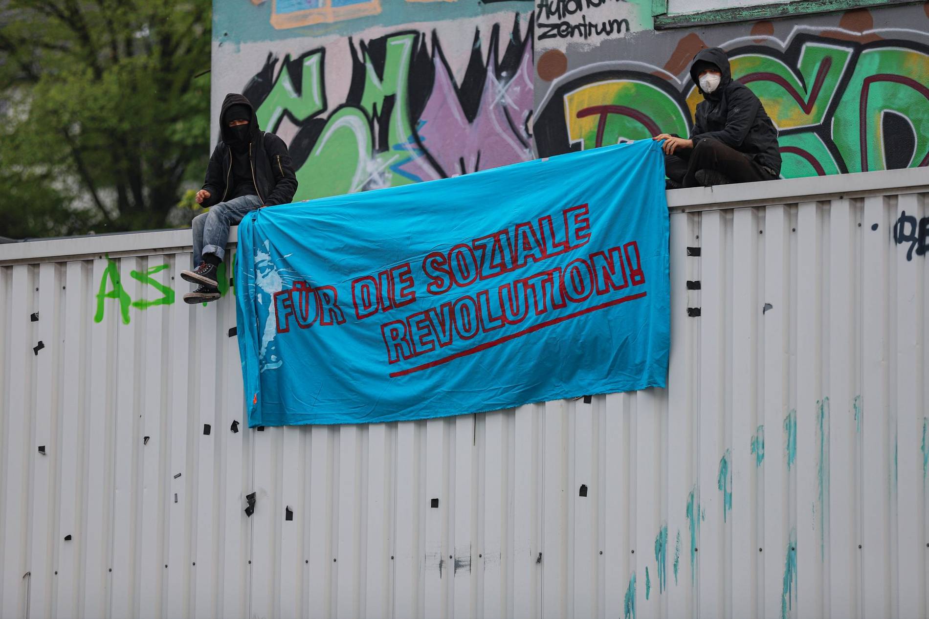 Autonomes Zentrum Wuppertal gegen MoscheeBau an der Gathe