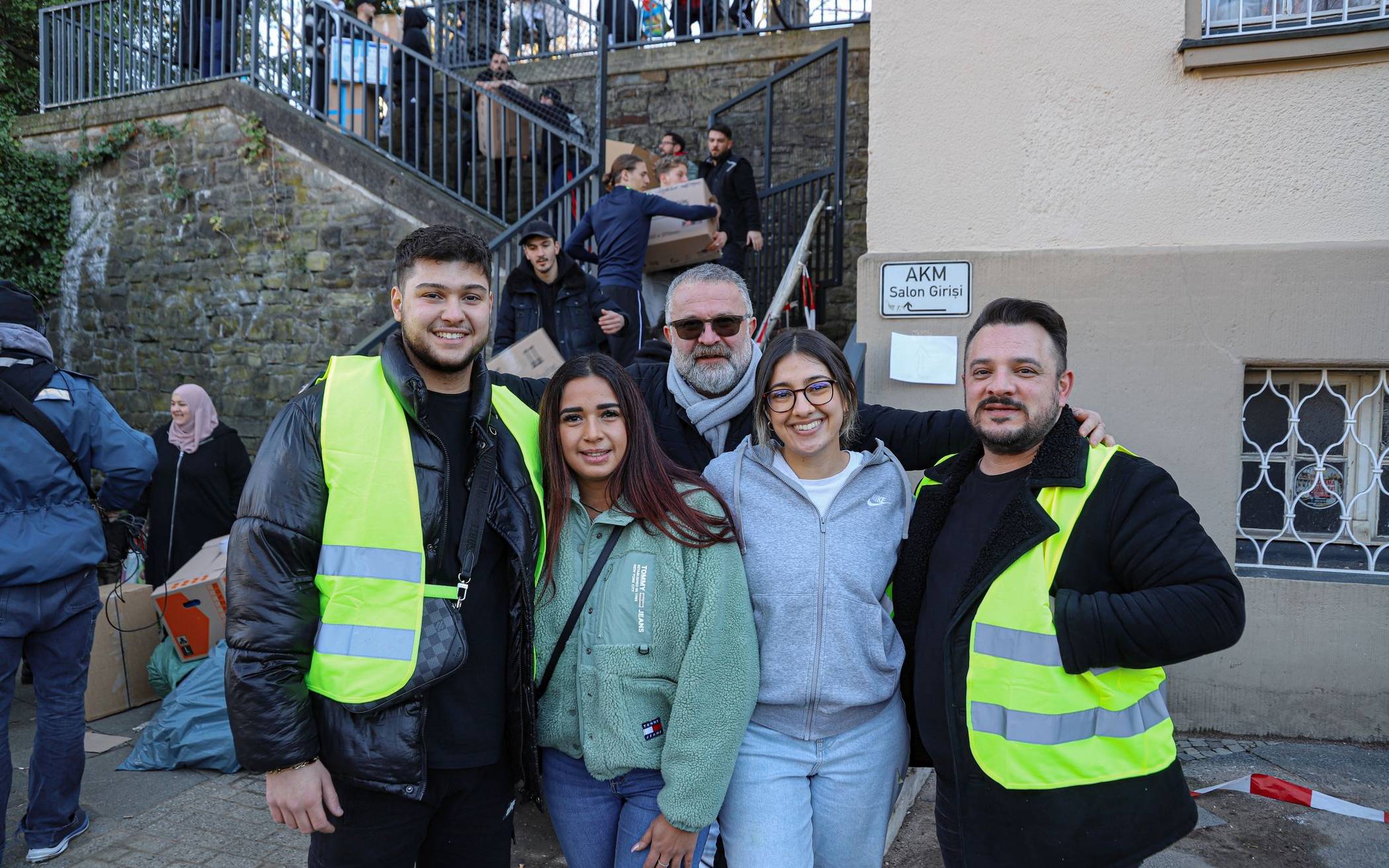 Große Hilfsbereitschaft in Wuppertal für die Erdbeben-Opfer​