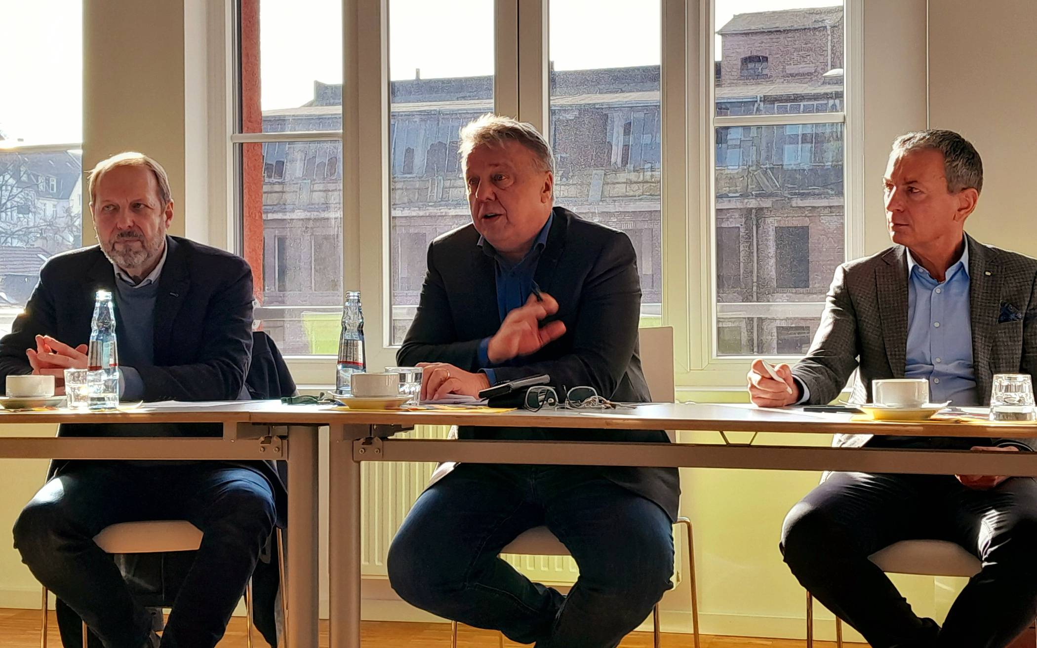 Von li.: Uwe Kastien, Thomas Lenz und Andreas Kletzander bilden den Vorstand des Wuppertaler Jobcenters.