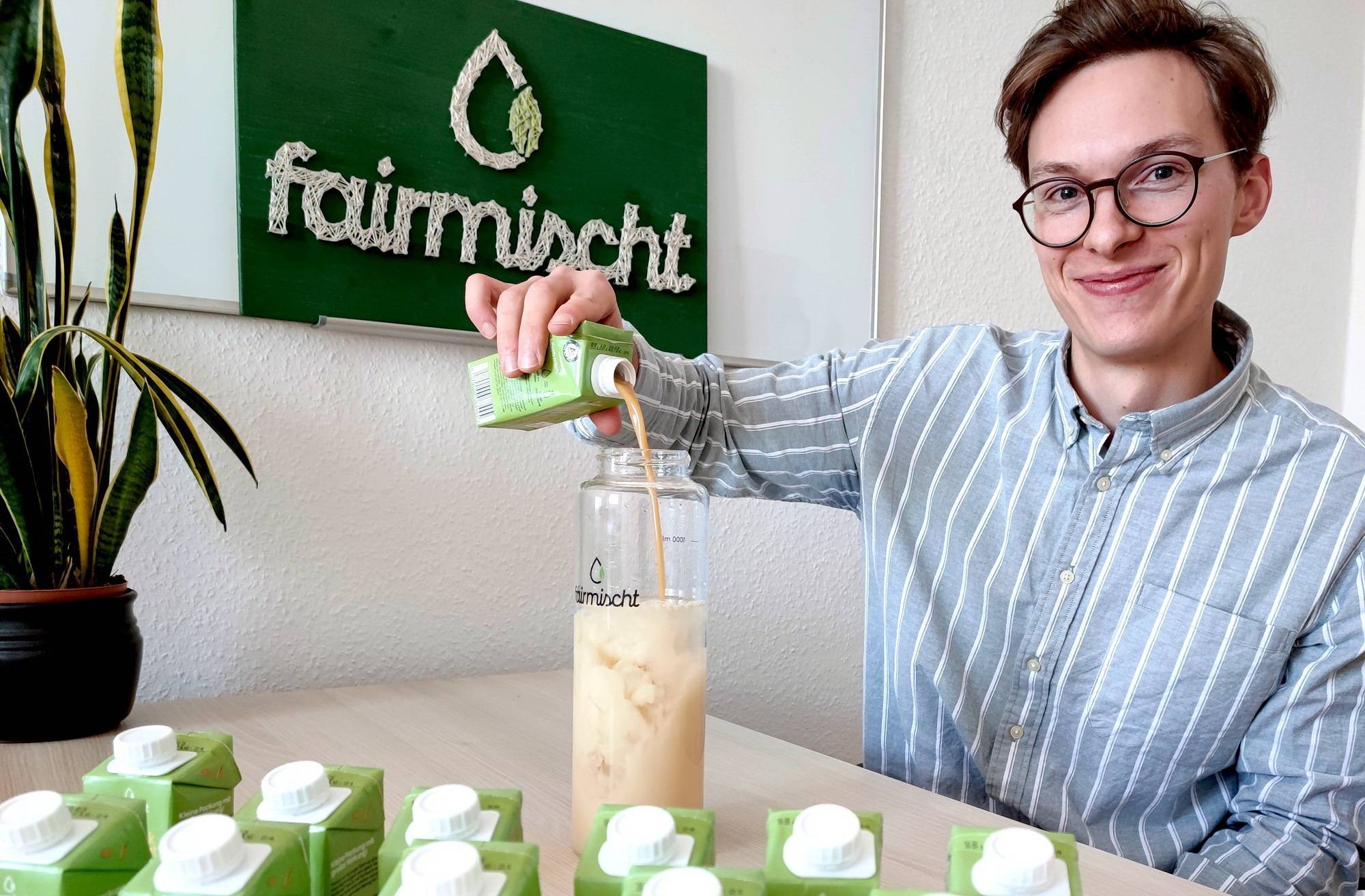  Mit seiner Schwerster Melissa und Studienfreund Mario Fluck gründete Dimitri Petersen das Start-up „fairmischt“.  
