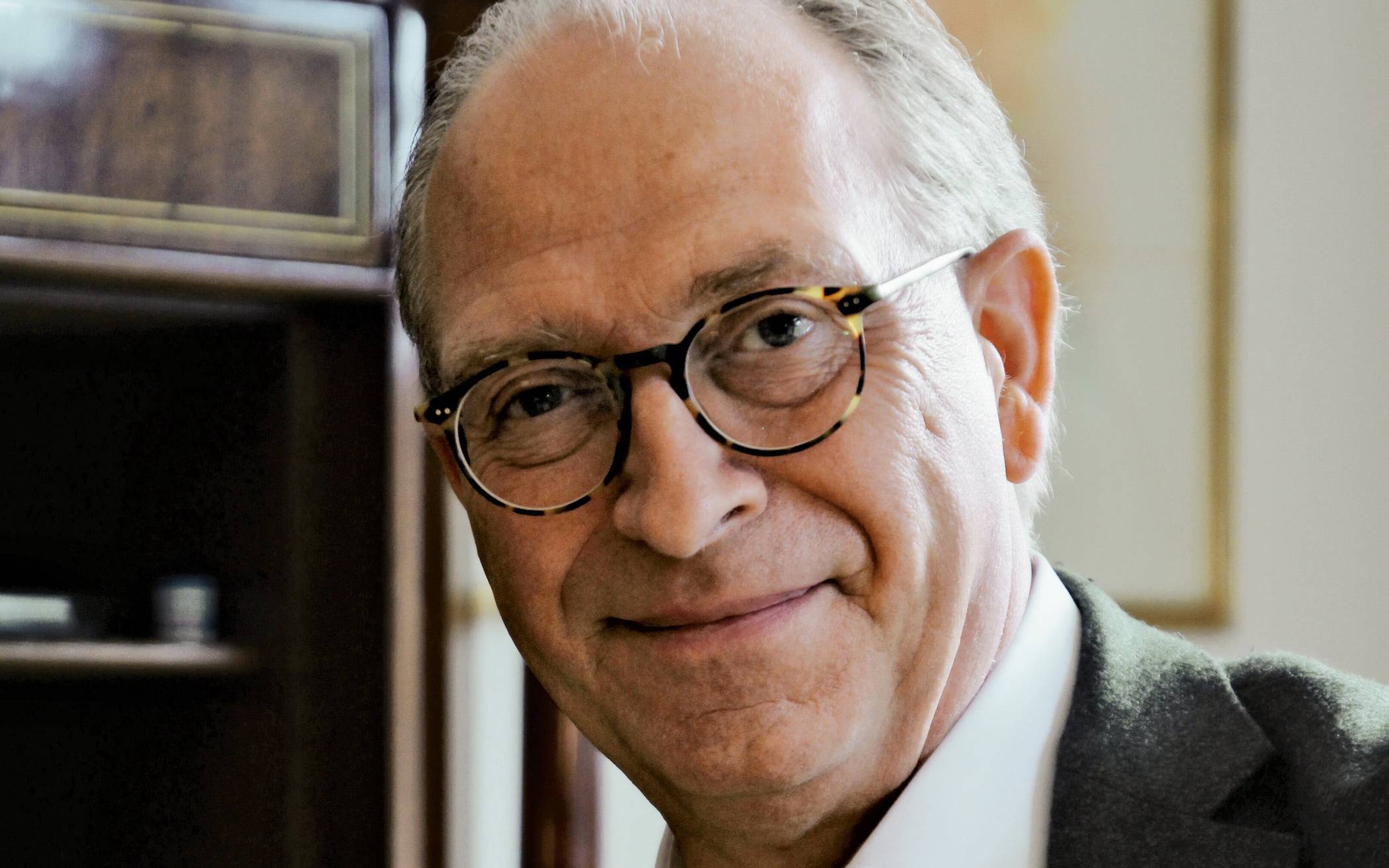 Professor Roland Kaehlbrandt.