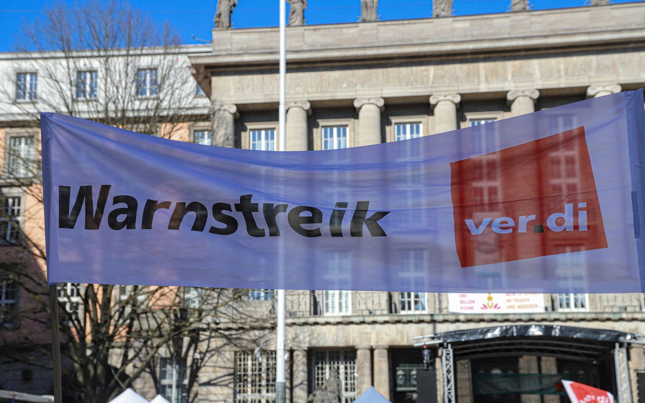  Protest Mitte Februar vor dem Wuppertaler Rathaus. 