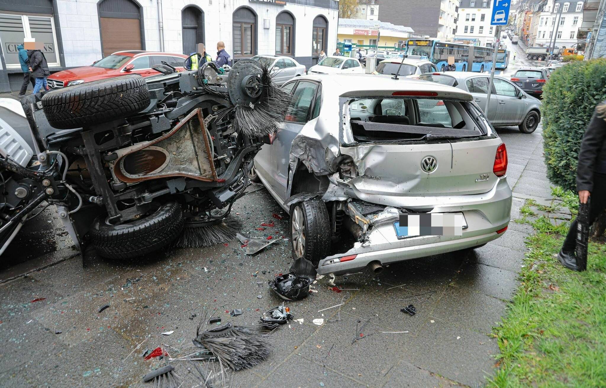 Die Szenerie vor Ort.