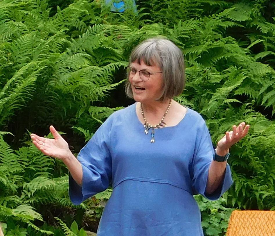  Märchenerzählerin Ingrid Reinhardt. 