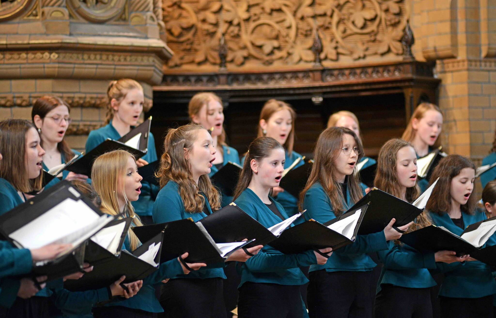 Die Mädchenkurrende singt am 18. Juni in der Historischen Stadthalle Wuppertal.