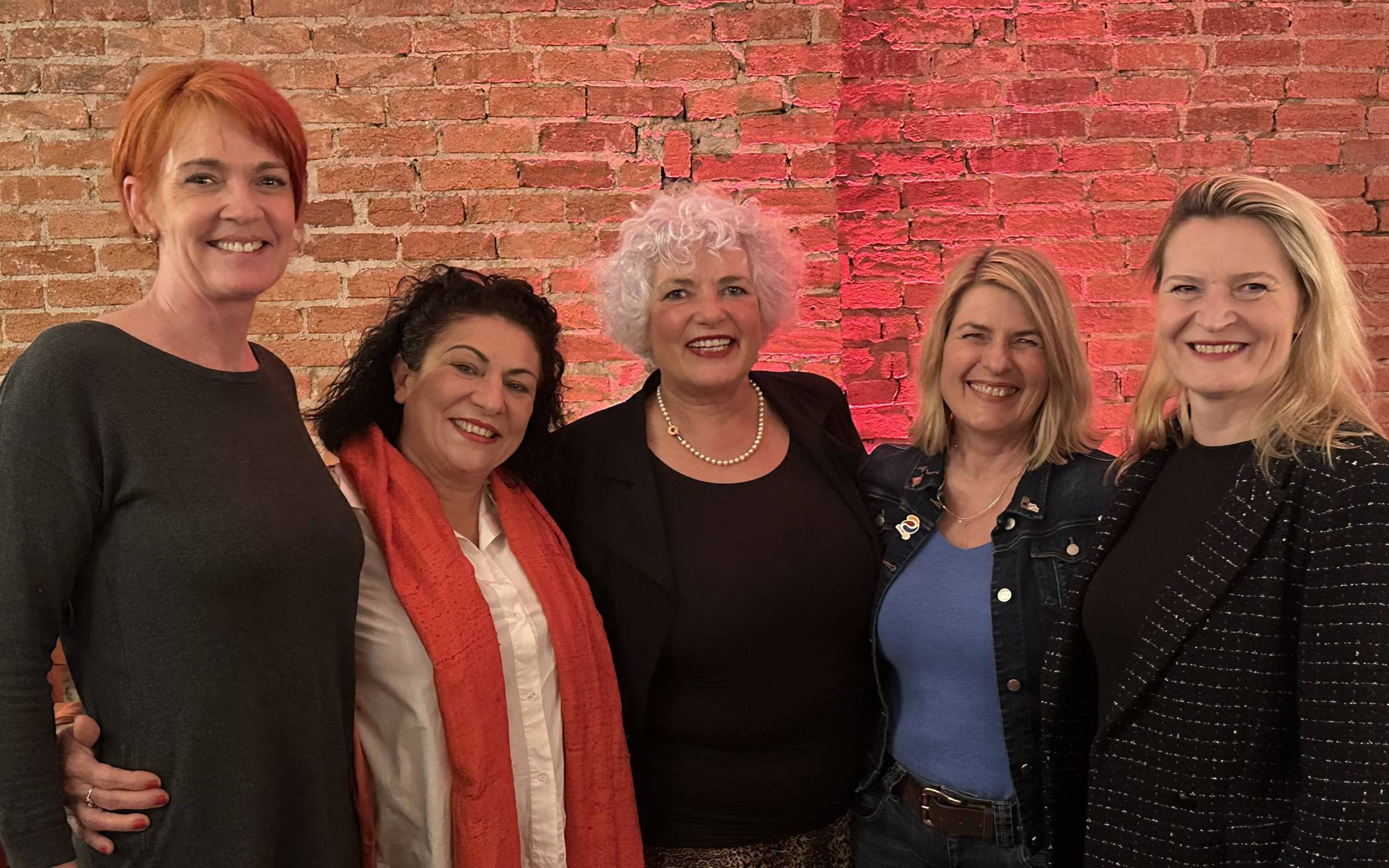 Die Initiatorinnen (von li.): Uta Golz, Patricia Schuler-Hoffmann, Bettina Schmidt, Ina Kiesewetter und Adriana Clemens.