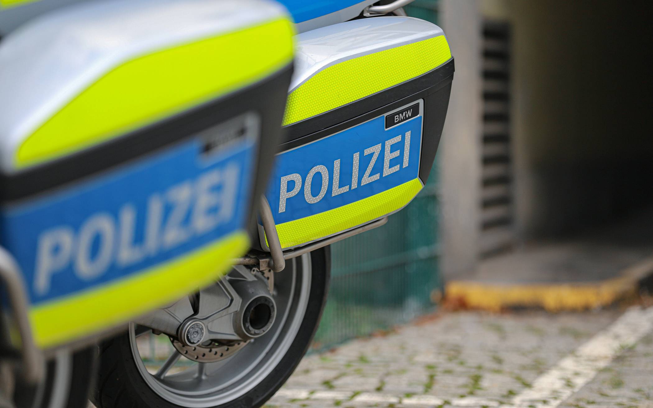 Polizei sucht Rollerfahrer mit Schnurrbart