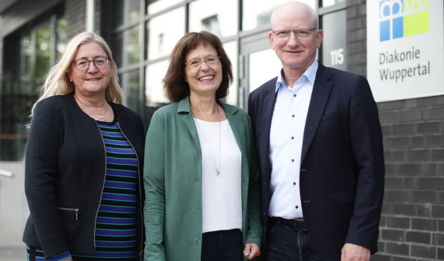 Von li.: Cornelia-Maria Schott, Dr. Sabine Federmann und Thomas Bartsch.
