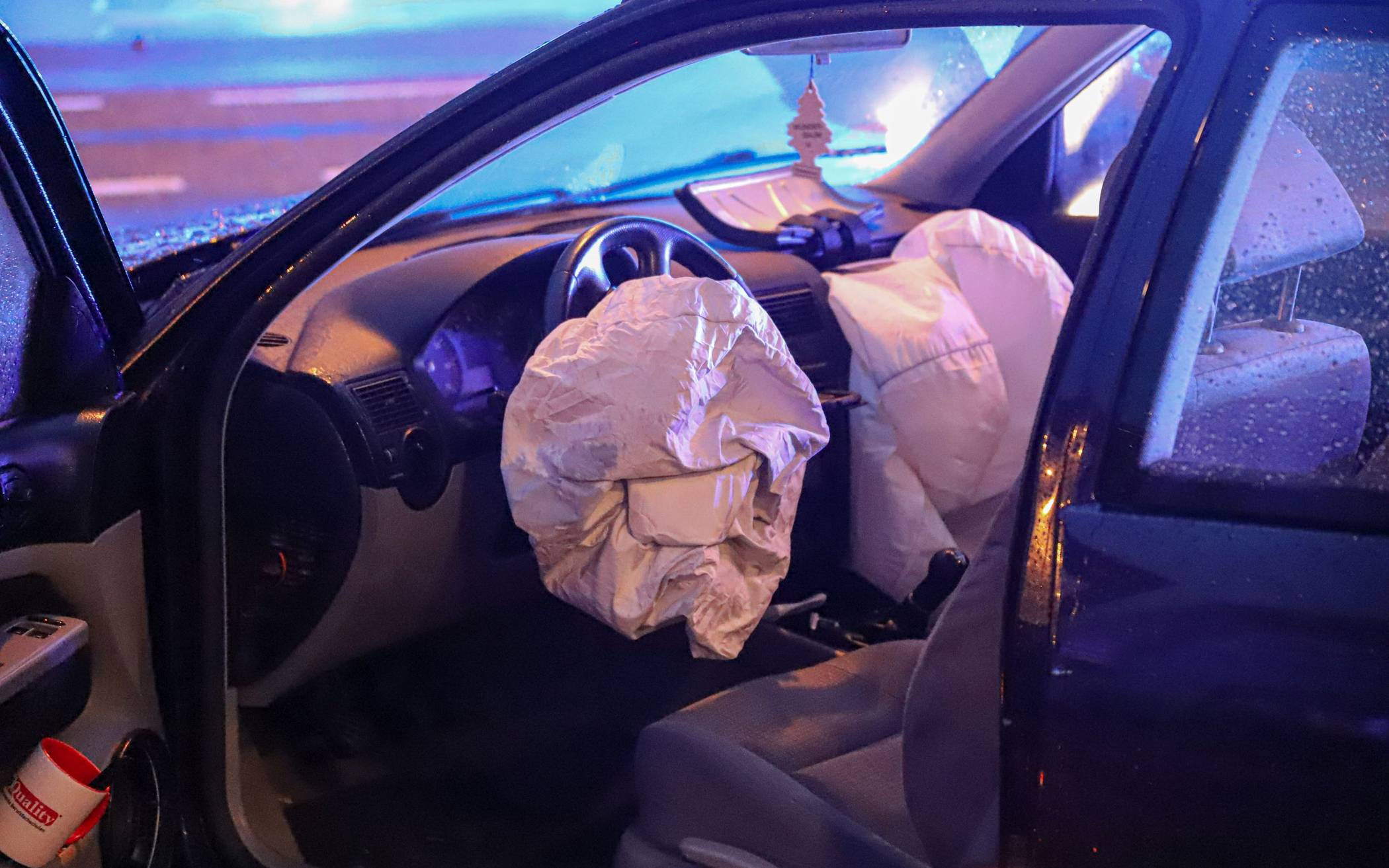 Missglücktes Wendemanöver in Wuppertal-Heckinghausen