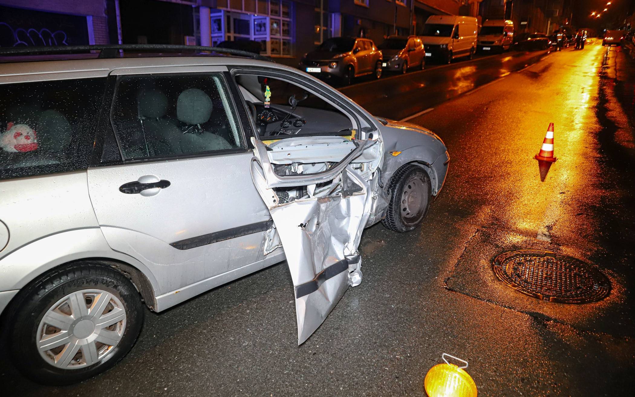 Bilder: Unfall auf der Hochstraße​ in Wuppertal-Elberfeld
