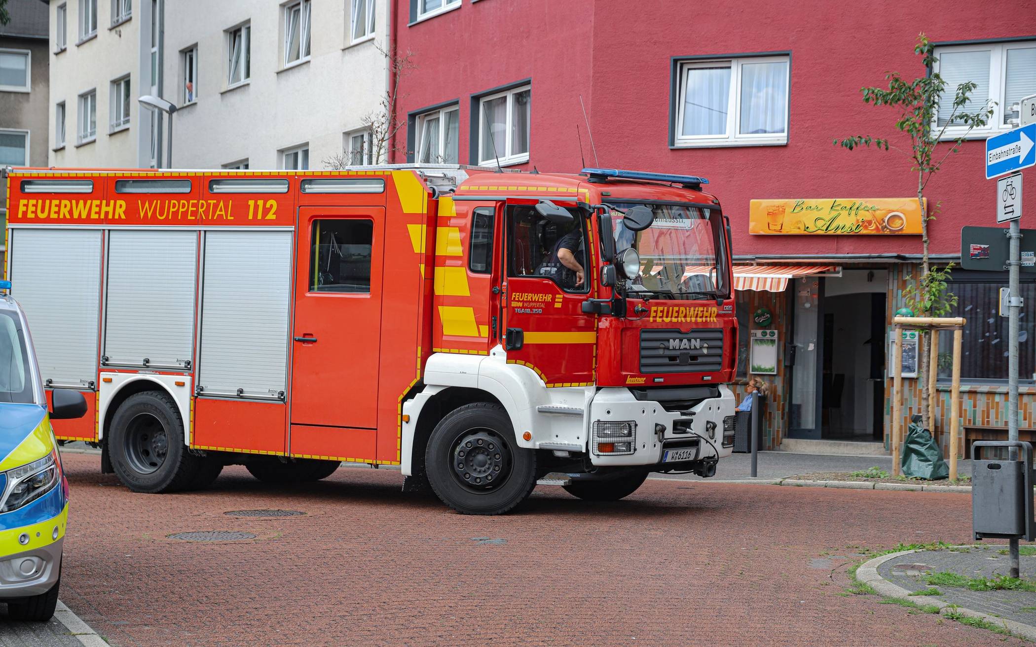 Bilder: Brand in der Wuppertaler Bredde​