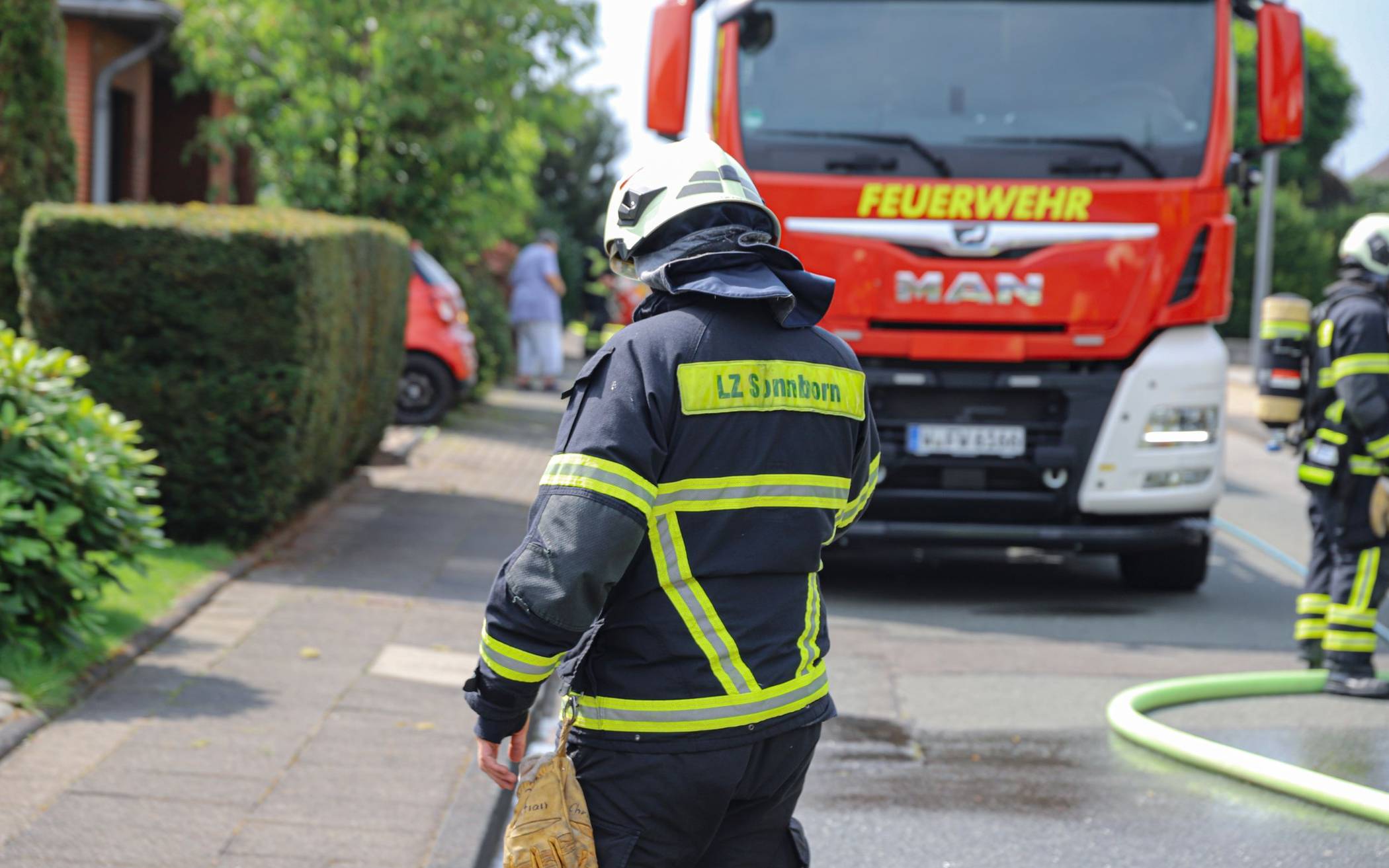 Dachstuhlbrand am Elberfeld​er Gellertweg in Wuppertal