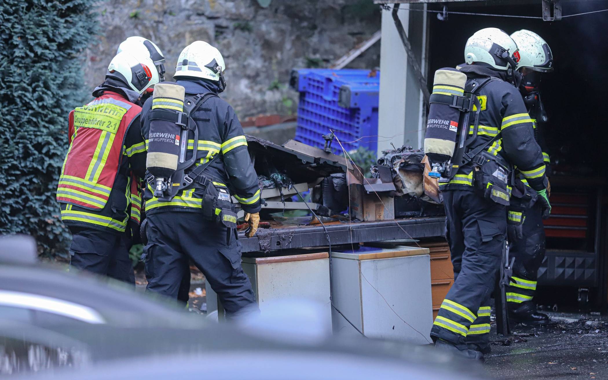 Bilder: Brennende Garage in Wuppertal-Barmen​