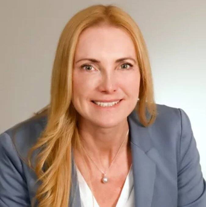 Dr. Sandra Zeh.