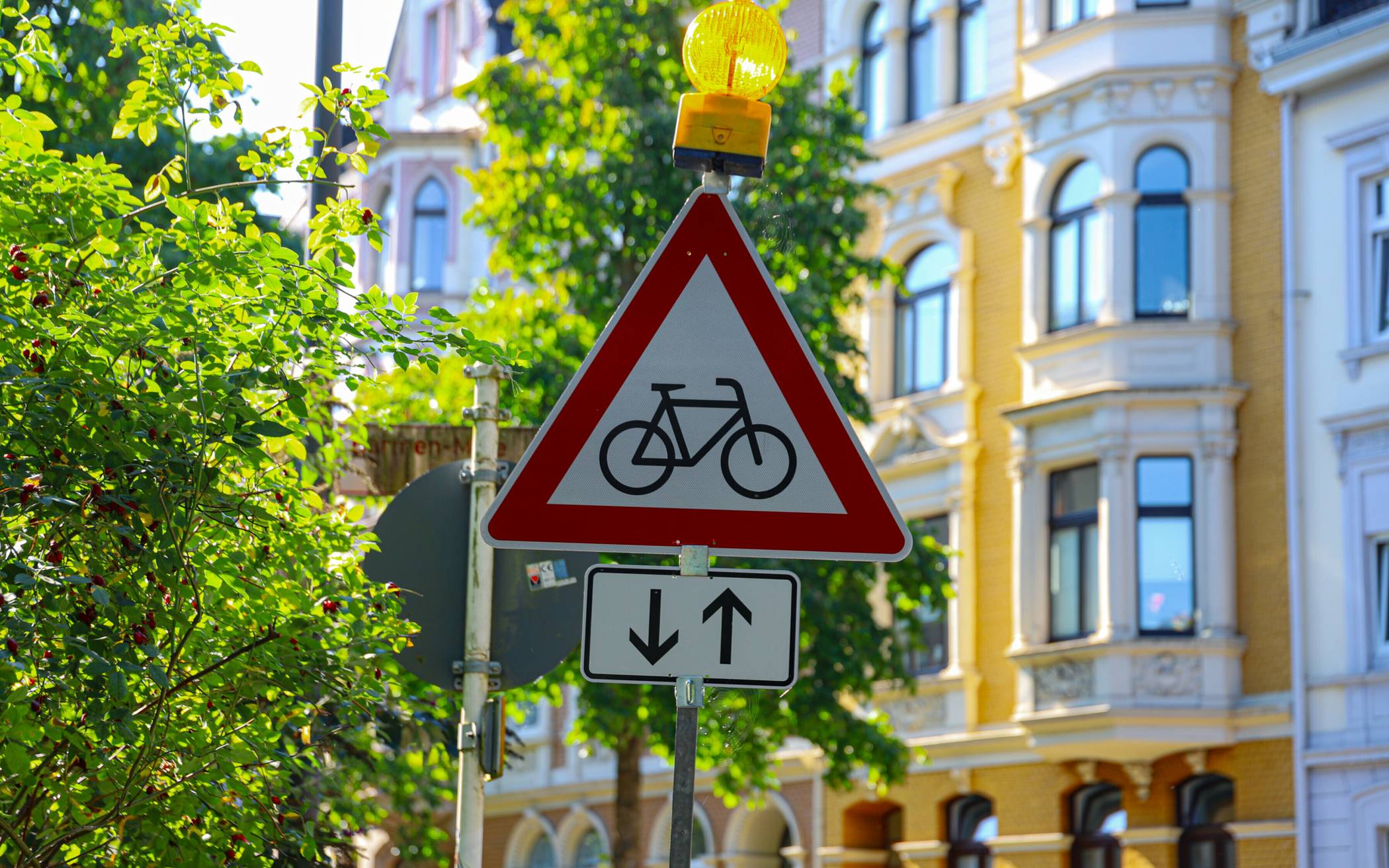 Schild in der Hünefeldstraße.