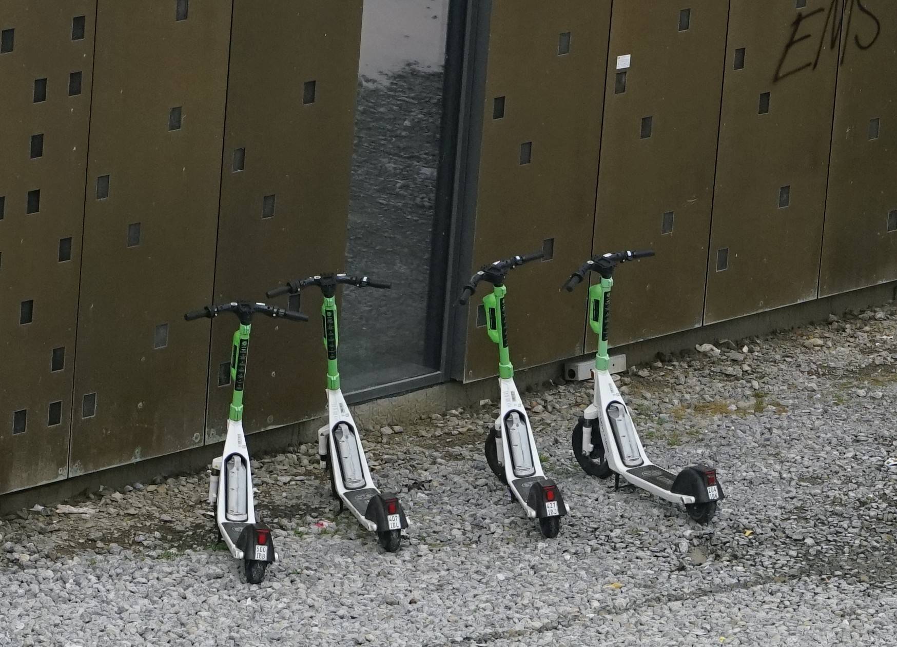 E-Scooter am Hauptbahnhof.