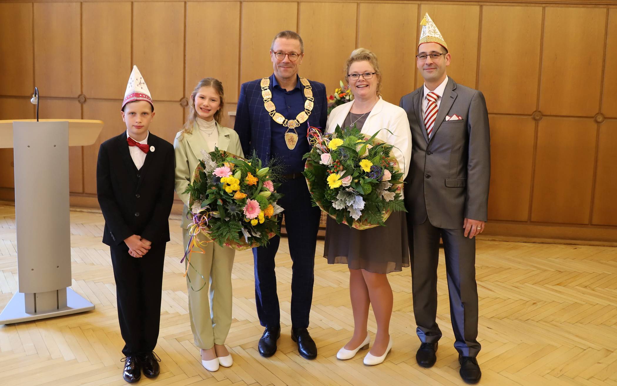 Von li.: Maximilian I, Jana-Anessa I.,