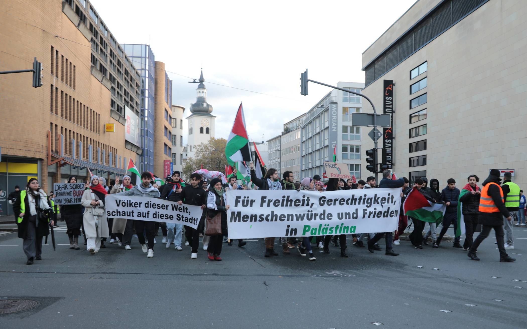 Demos in Elberfeld laut Polizei ohne größere Vorkommnisse