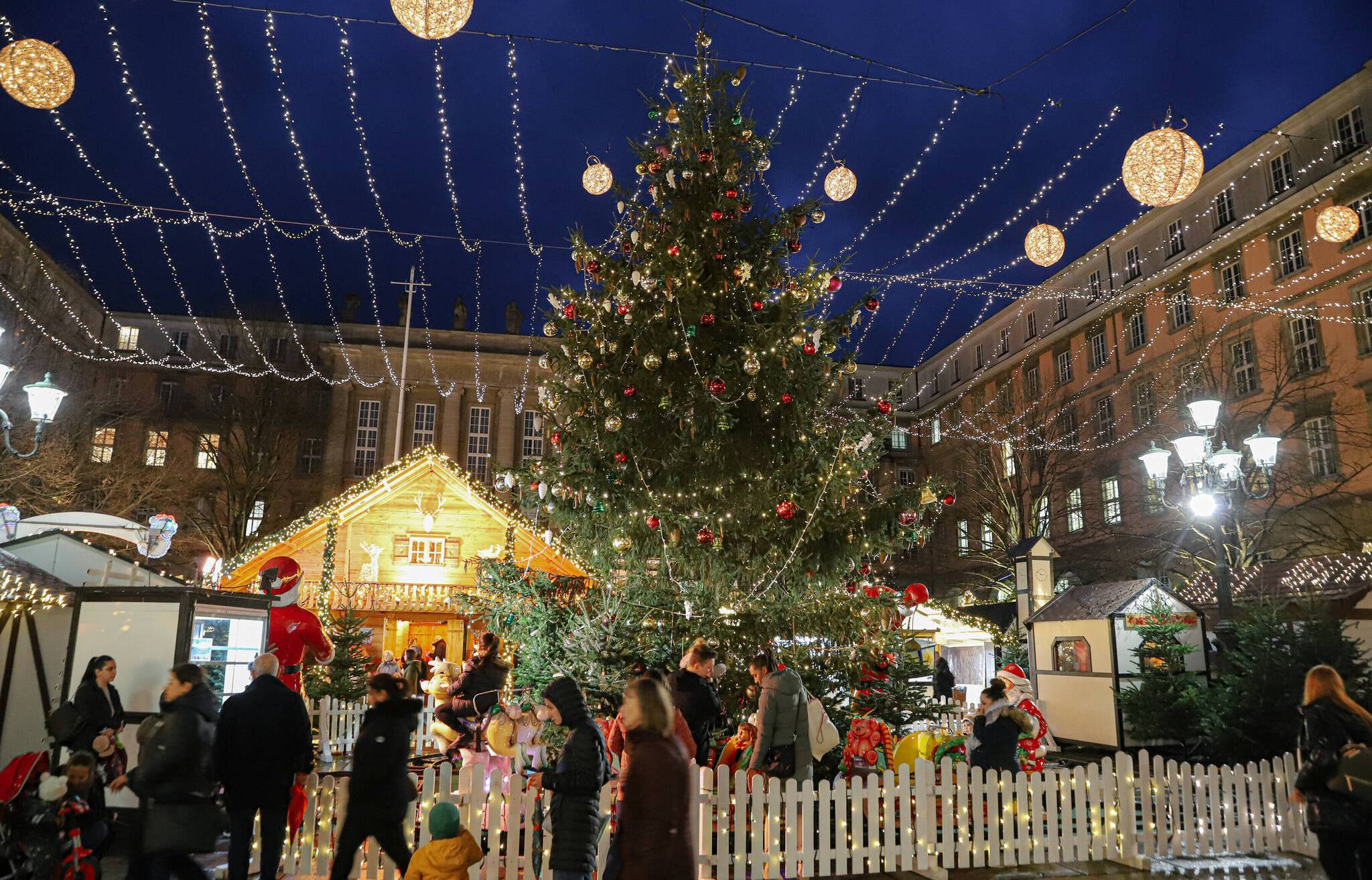  Der Barmer Weihnachtsmarkt im Dezember 2022. 