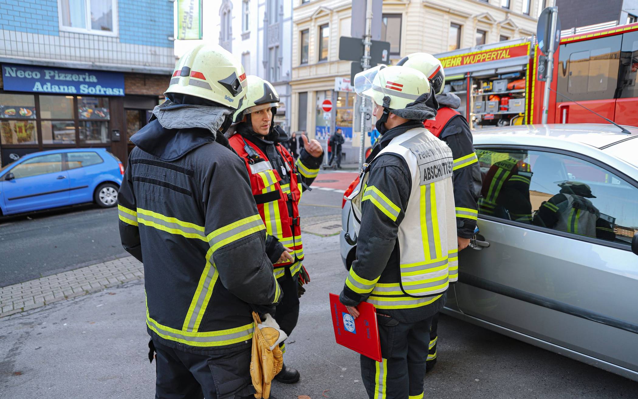 Bilder: Feuerwehr-Einsatz wegen brennender Fritteuse