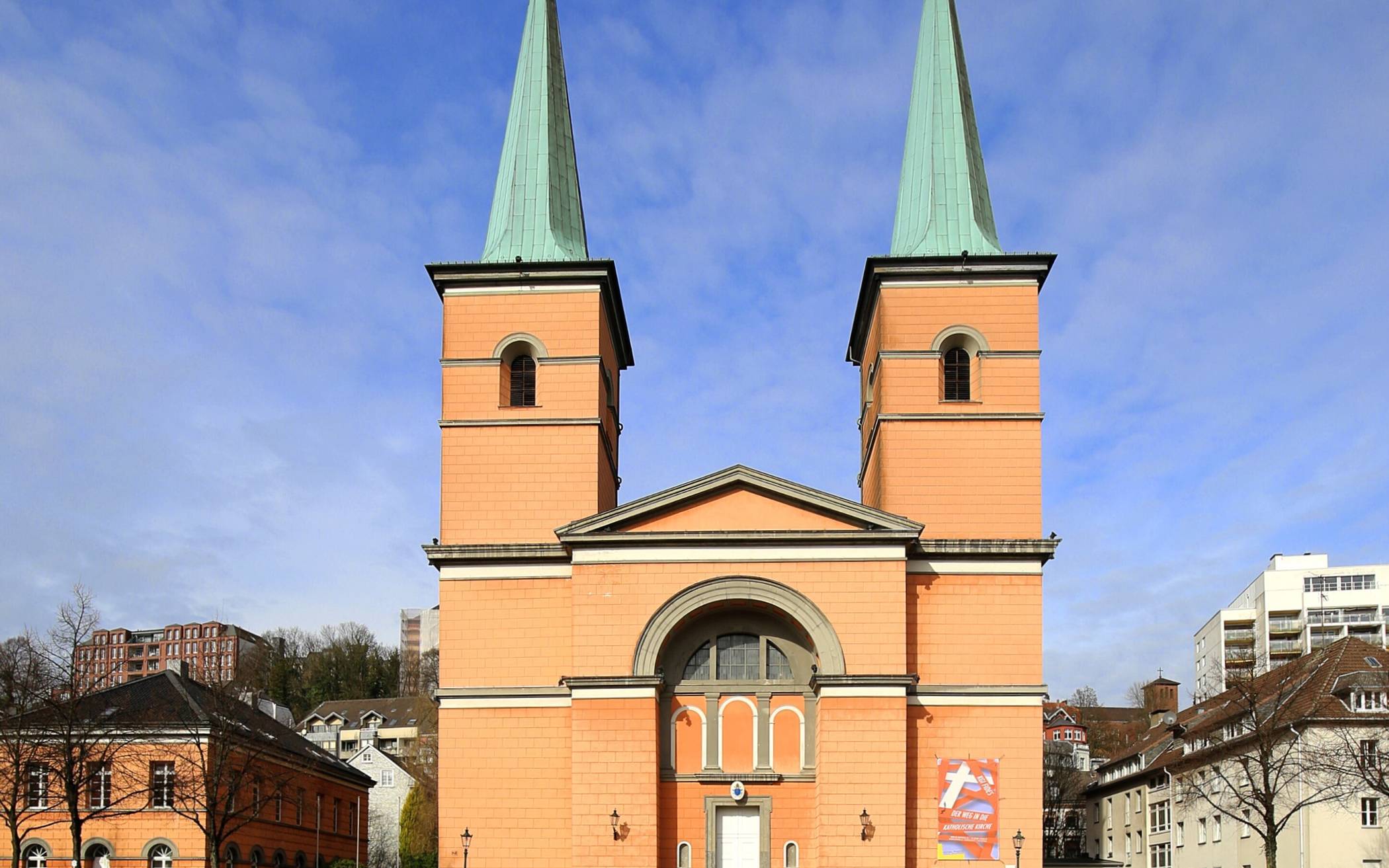  Die Basilika minor St. Laurentius in Elberfeld. 
