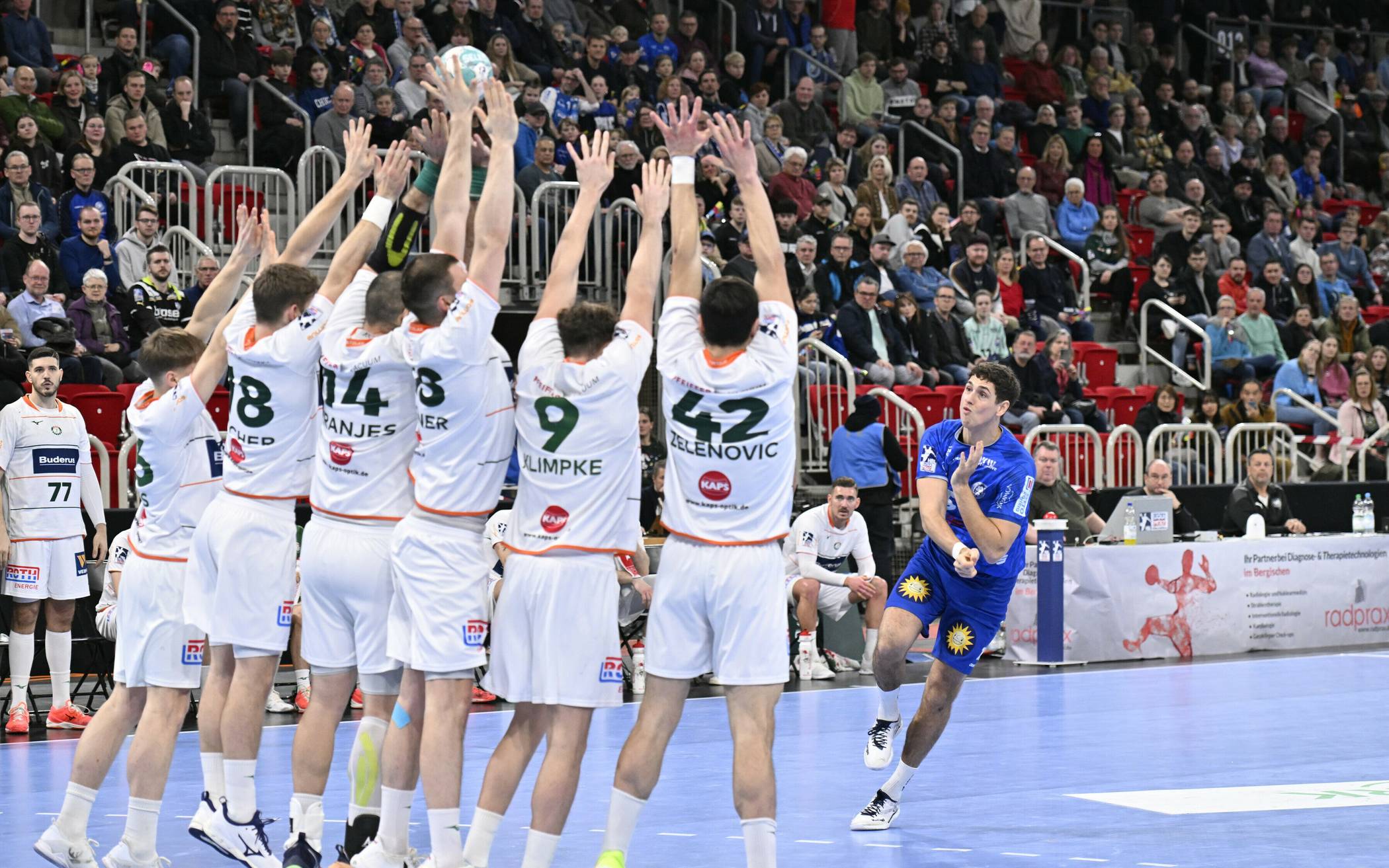 Bilder: Handball-Bundesligist BHC verliert gegen Wetzlar​