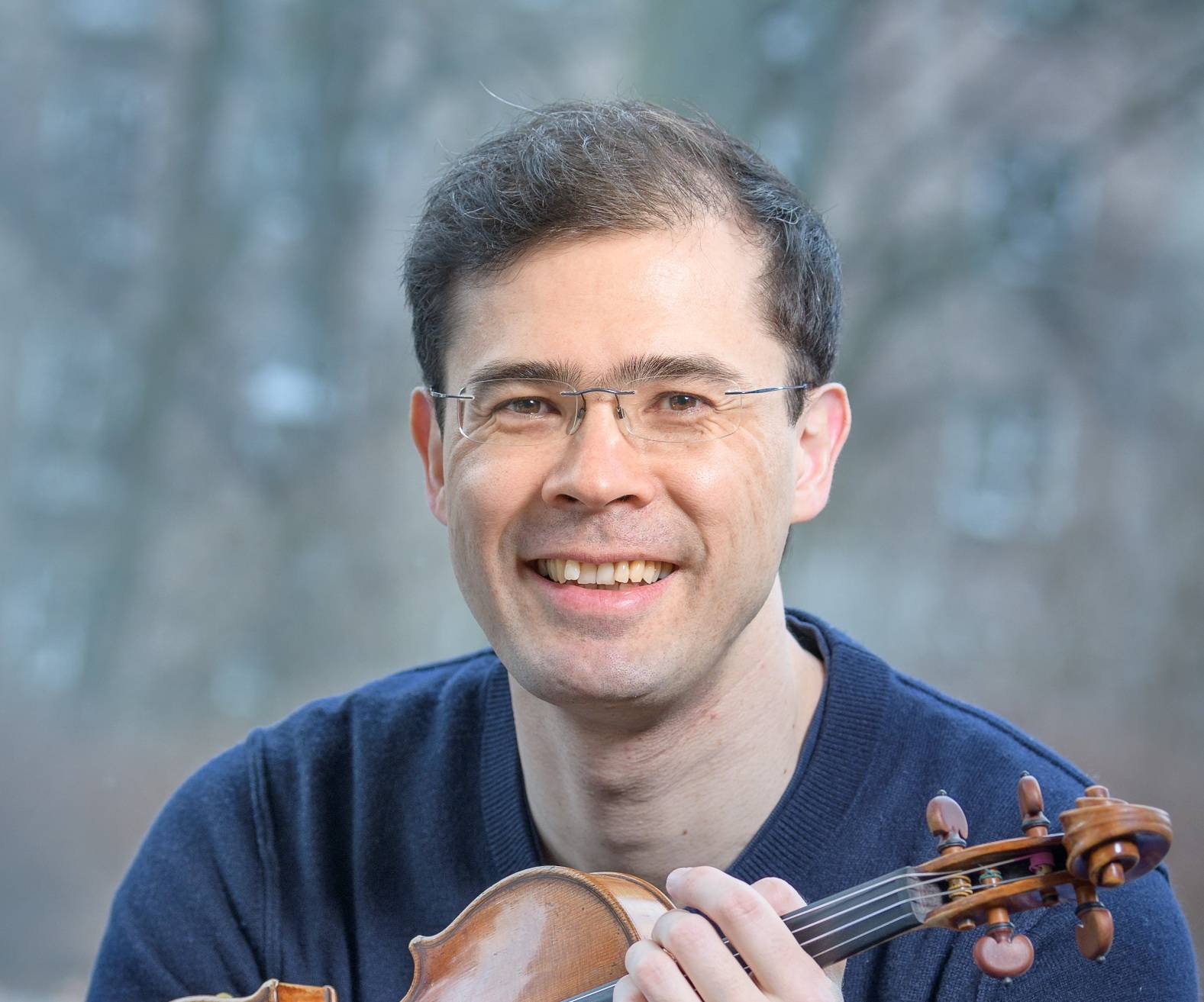 Violinist und Dirigent Tomo Keller.