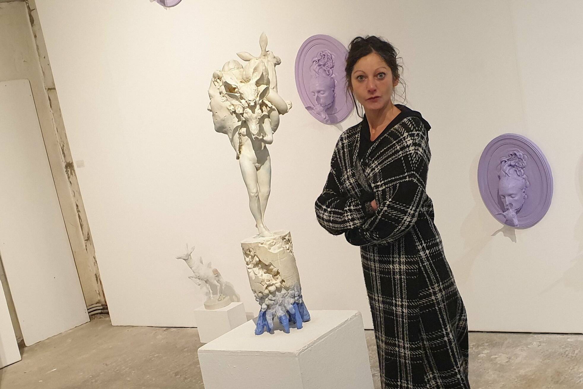  Nicole Bardohl in ihrem „Kunstkomplex“.  