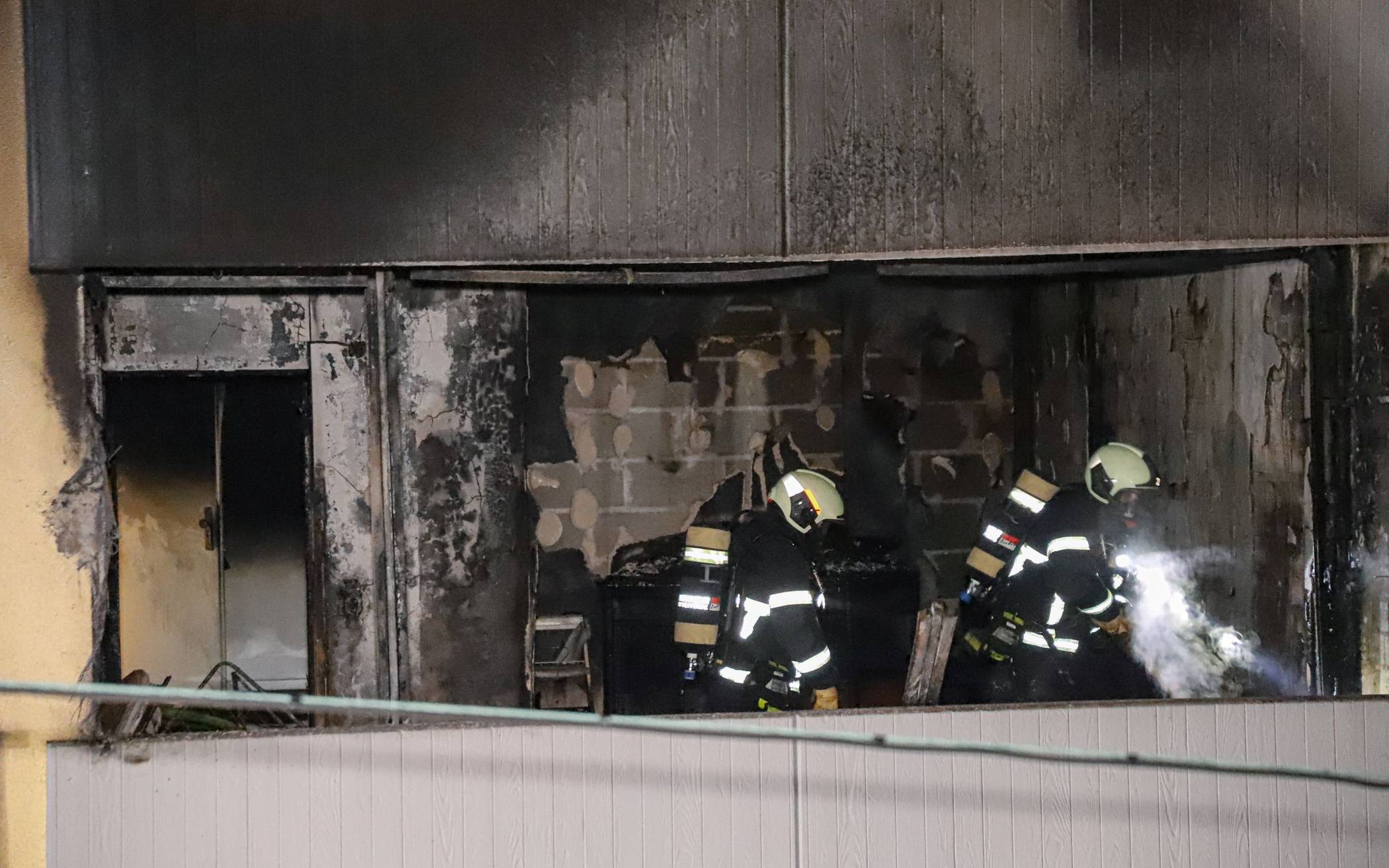 Bilder: Großbrand in Wohngebäude​ in Wuppertal-Wichlinghausen