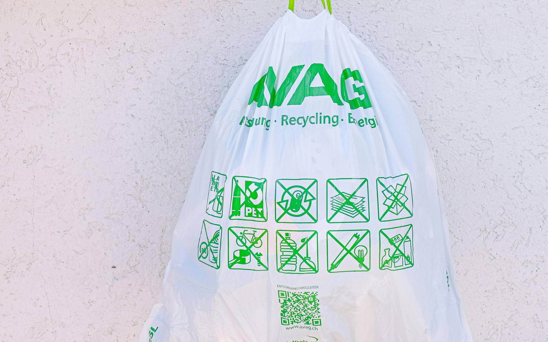 Nachhaltiger leben durch Recycling und Entrümpelung