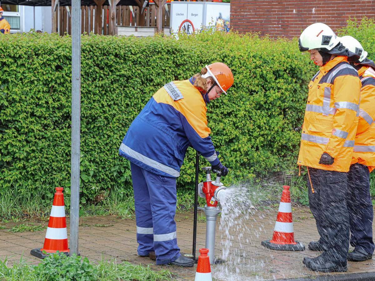 „Jugendflamme“ der Feuerwehr in Cronenberg
