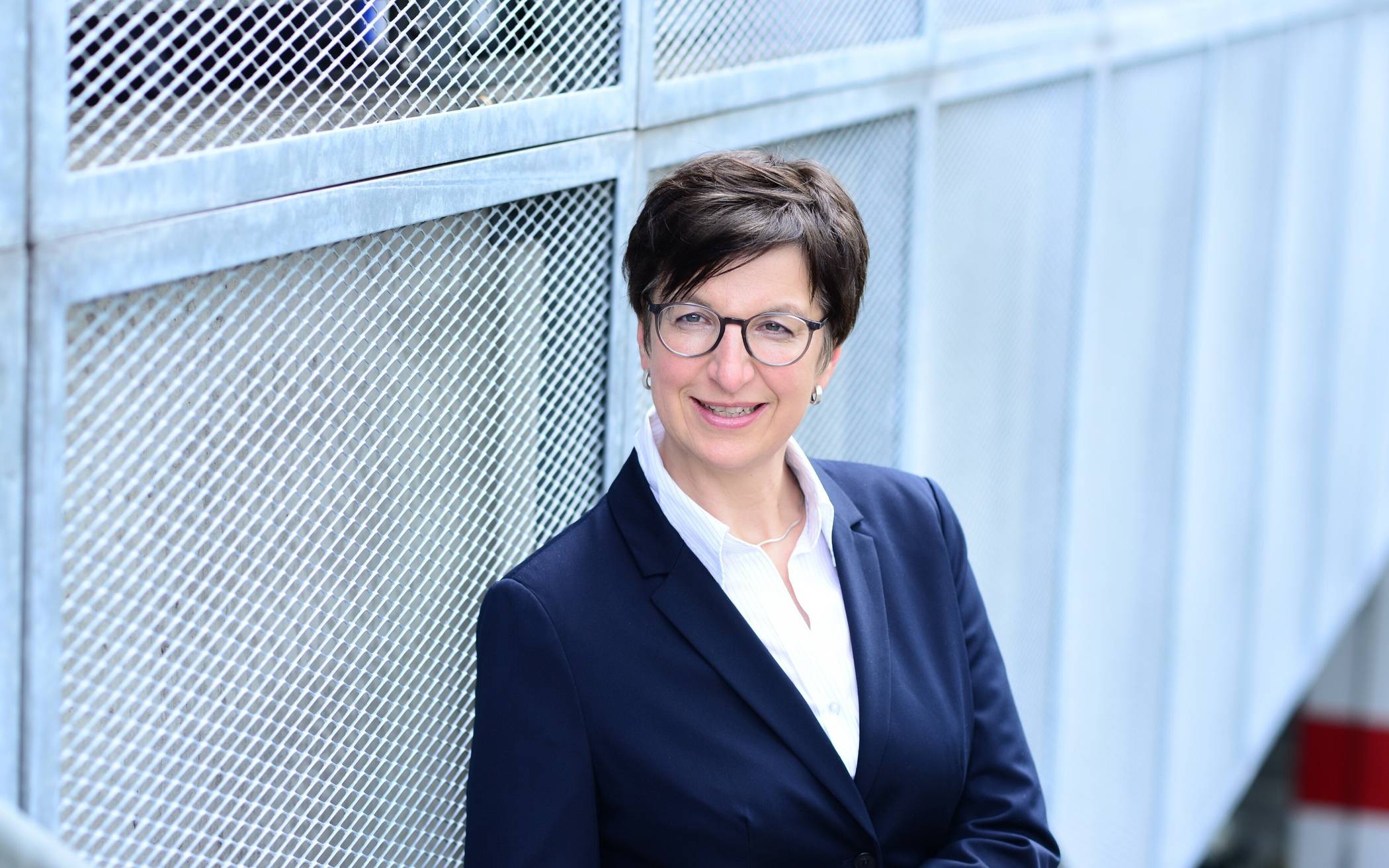 Karin Röhrich leitet die Wuppertaler Stadtbibliothek.
