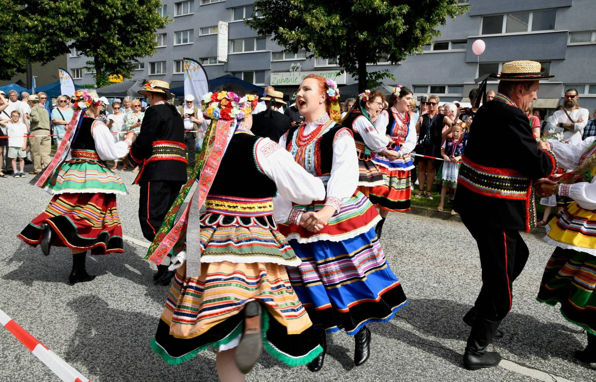 Folklore von „Polskie Kwiaty Wuppertal“ auf der...