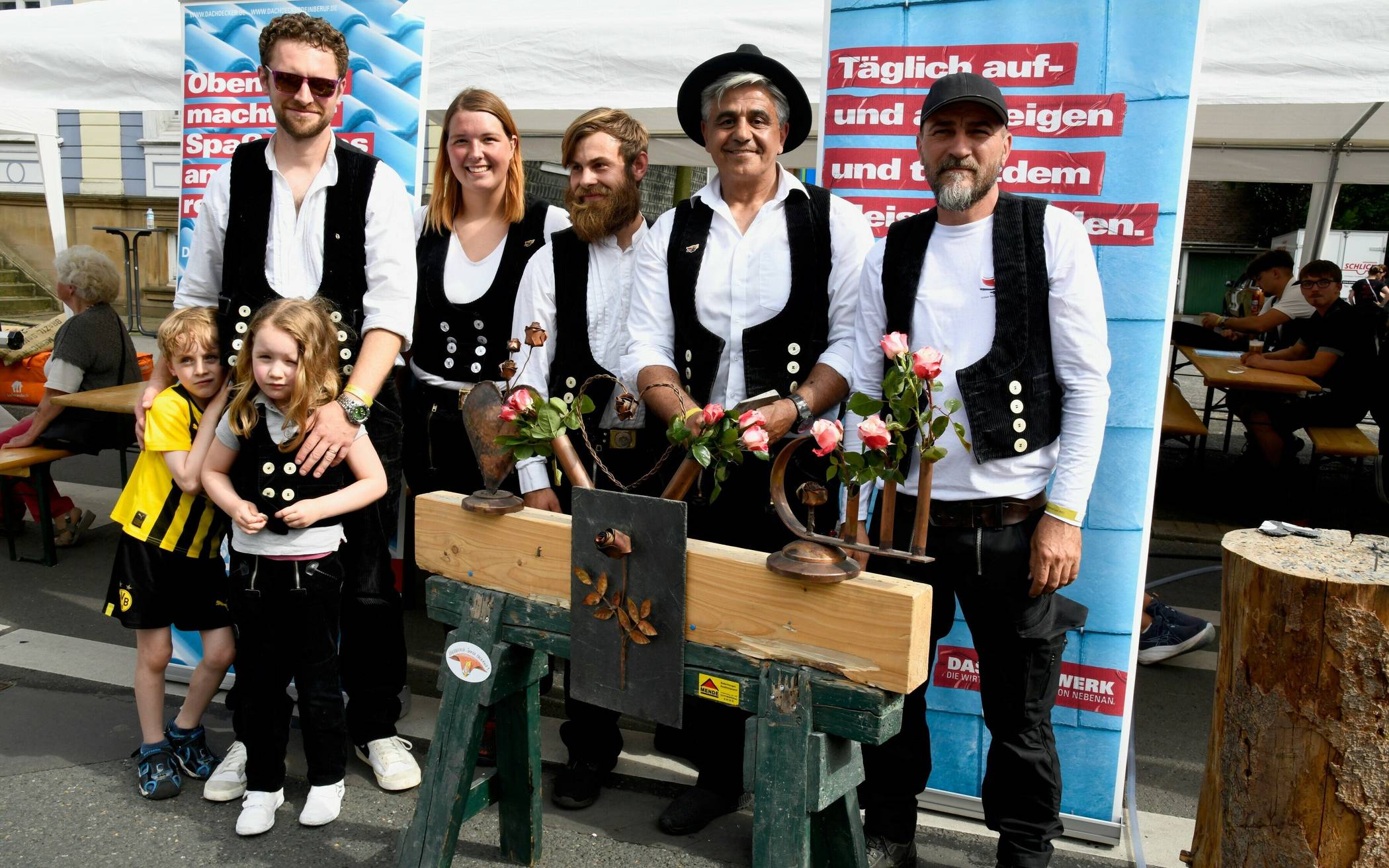 Auch die Dachdecker-Innung ist mit...