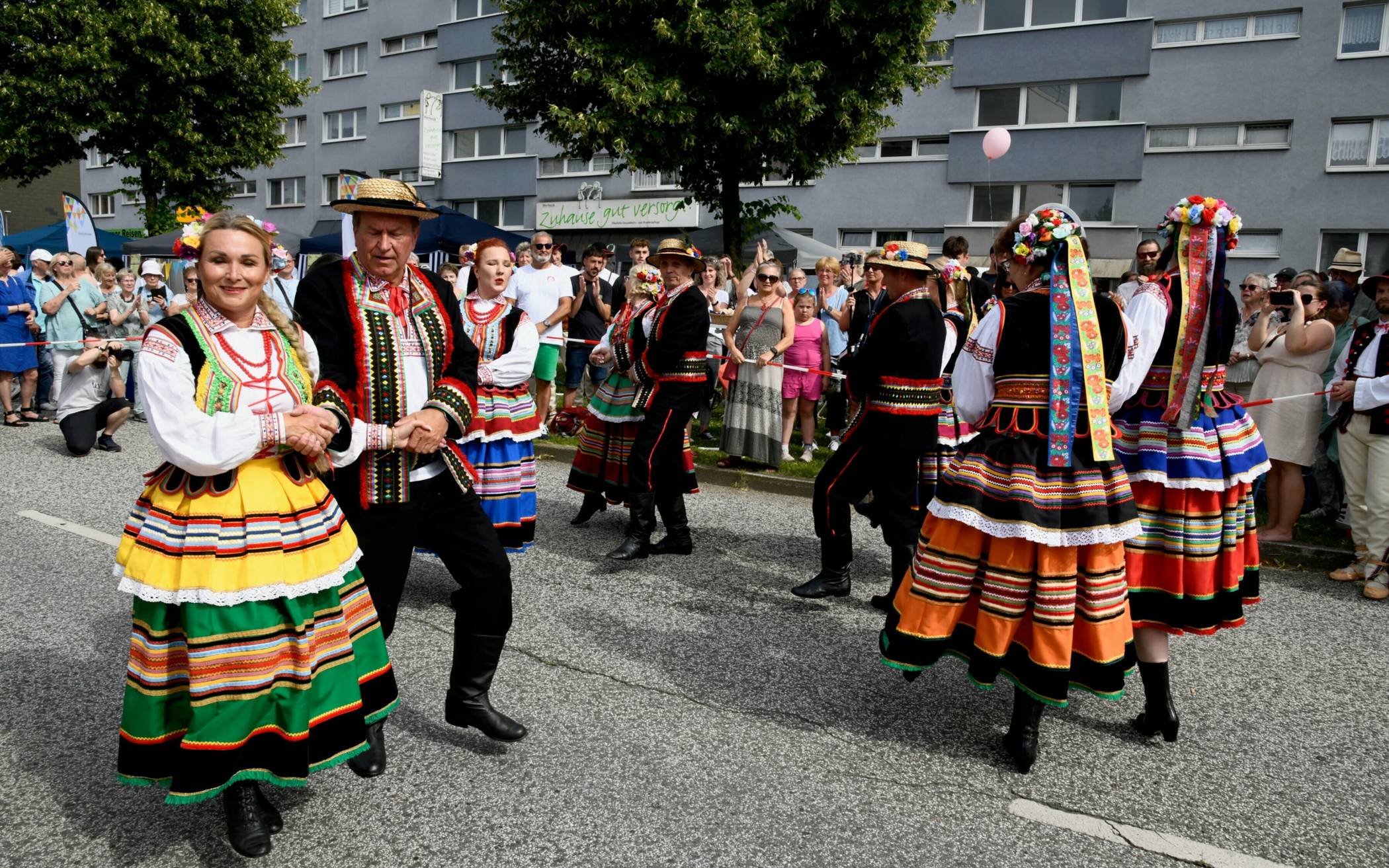 Darbietung von „Polskie Kwiaty...