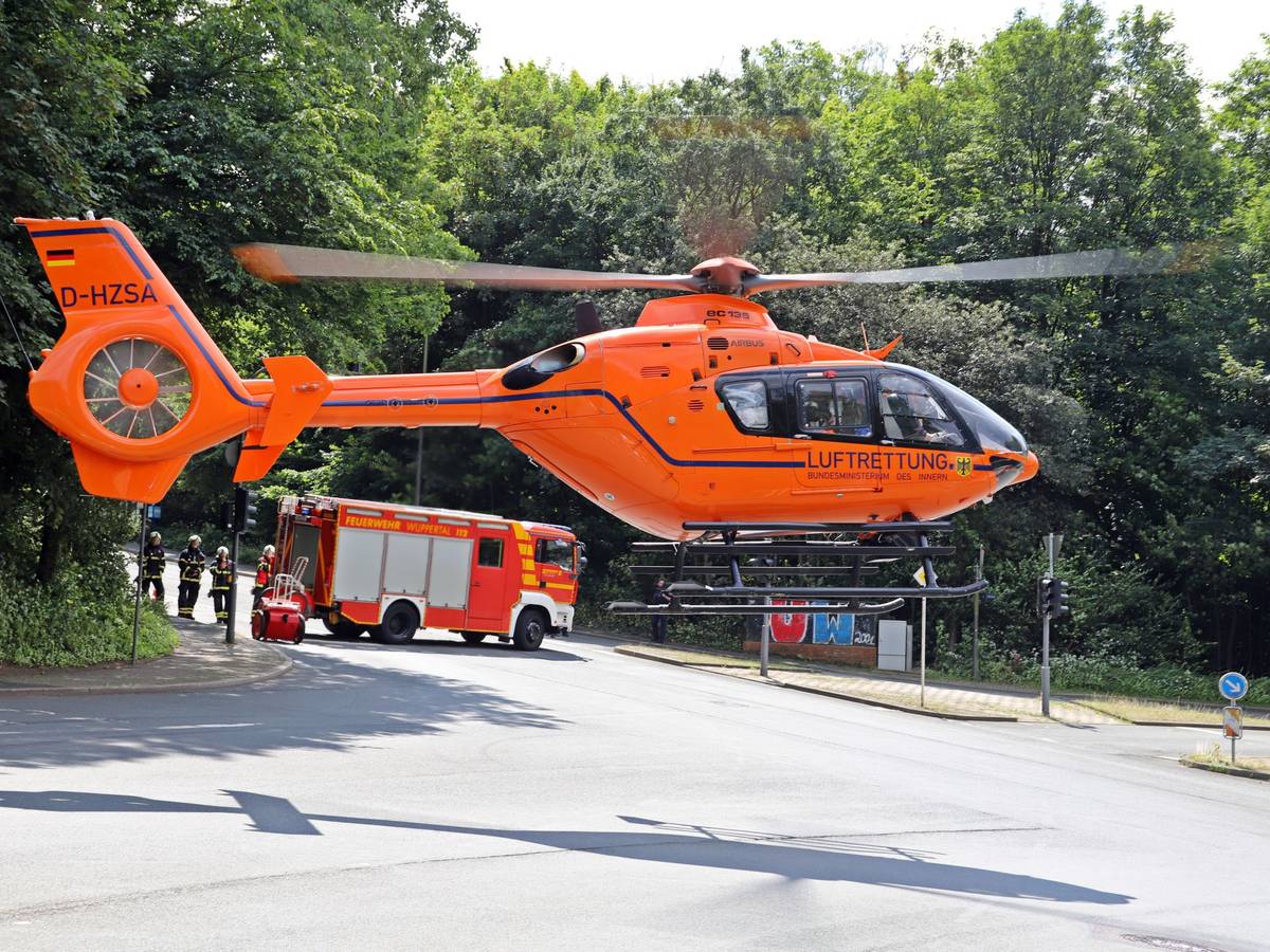 Rettungshubschrauber an der Uni
