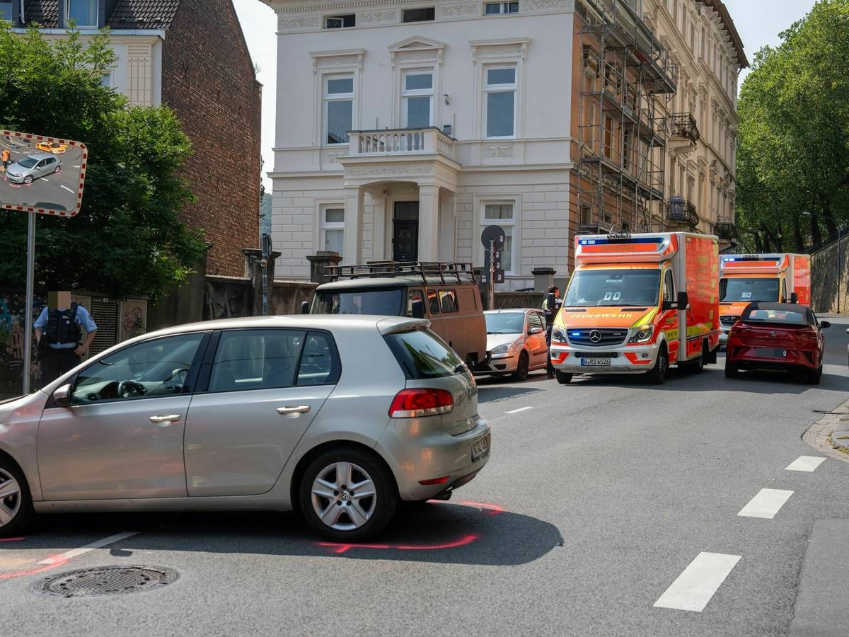 Unfall auf der Nützenberger Straße
