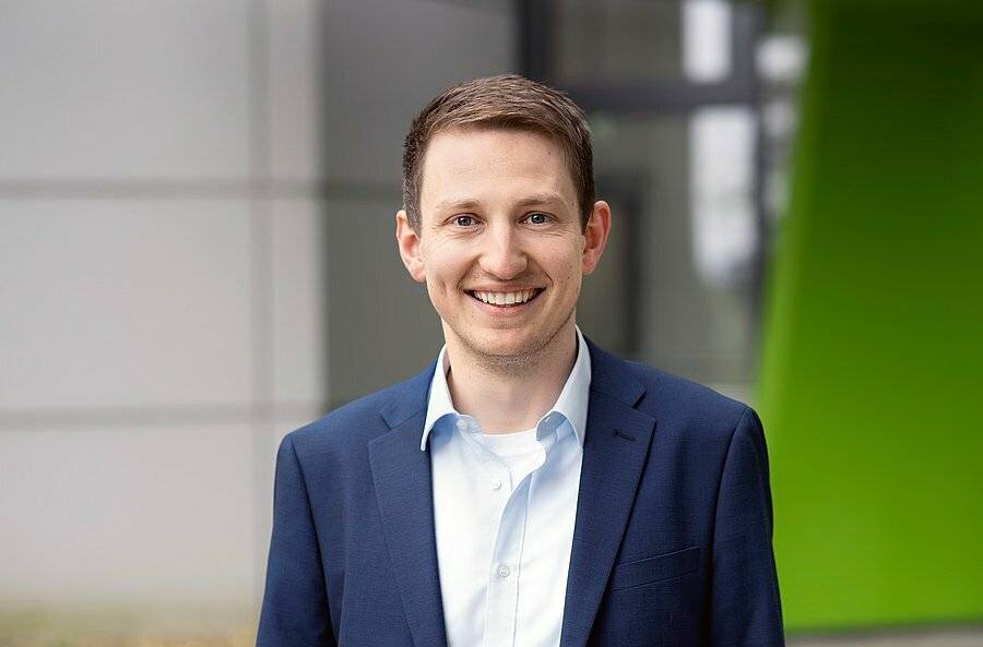  Prof. Dr. Felix Strieth-Kalthoff. 