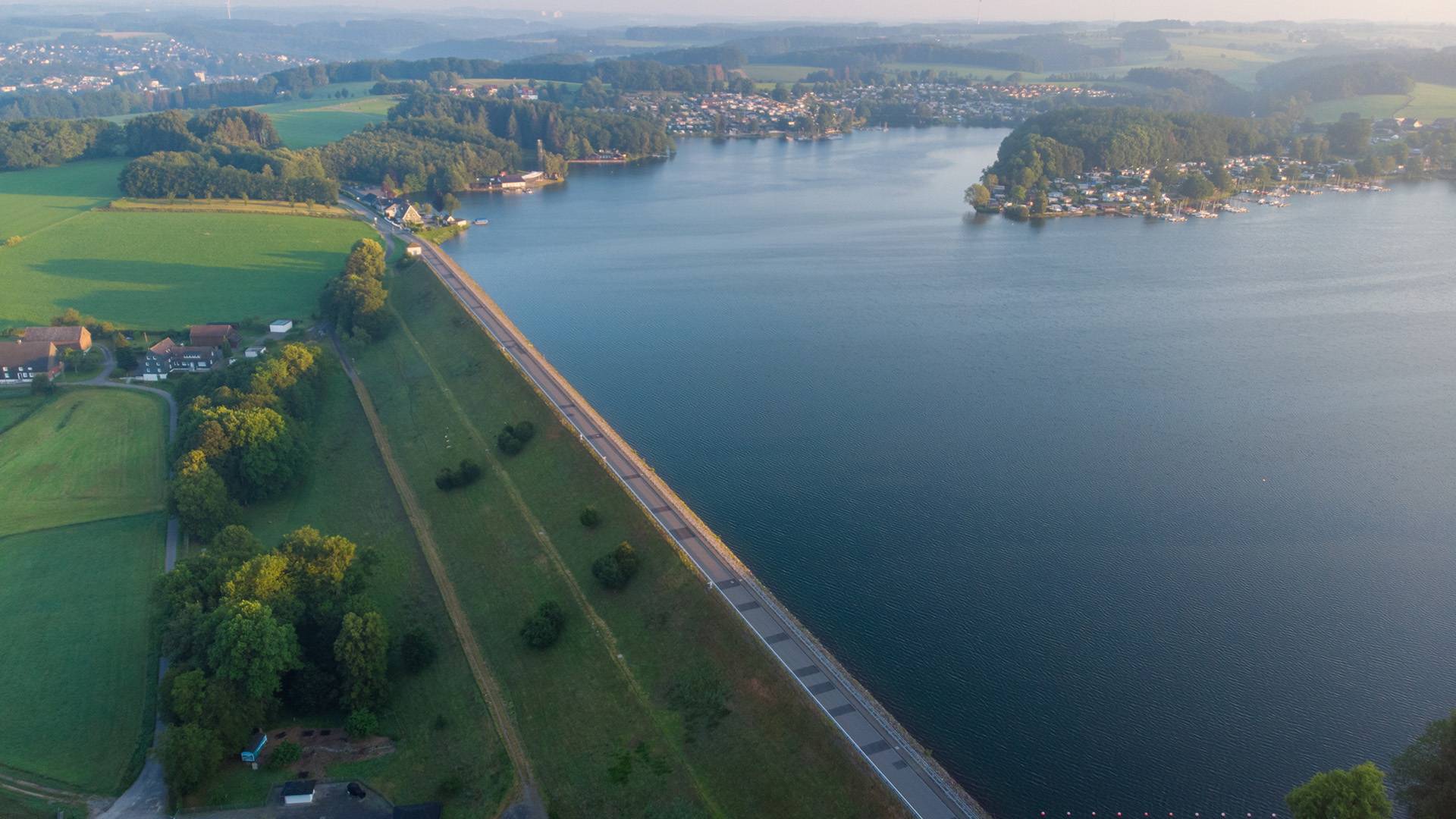 Die Bever-Talsperre...