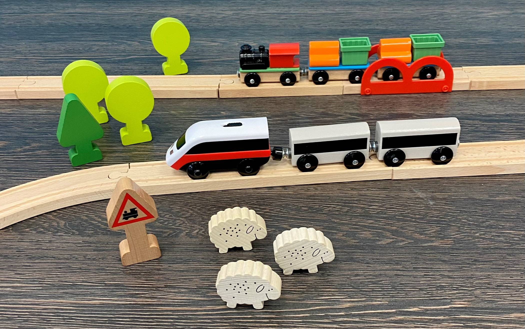 Die klassiche Holzeisenbahn.