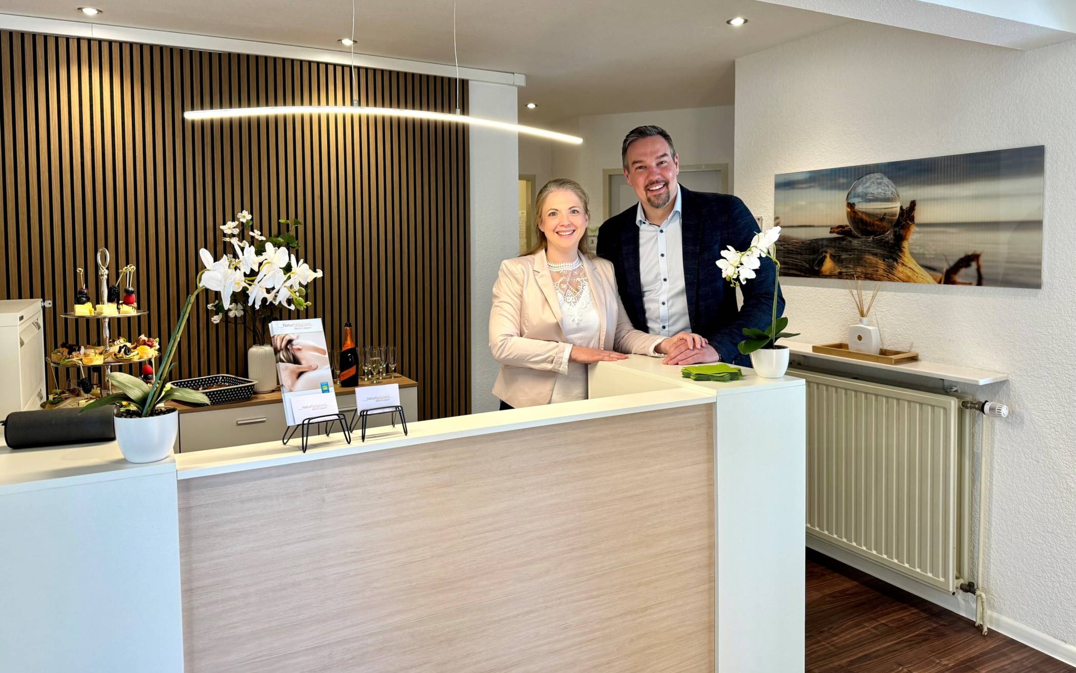  Laura Haps und Marco Caspari in ihren neuen Räumen an der Höhenstraße 2 auf dem Wuppertaler Dönberg. 