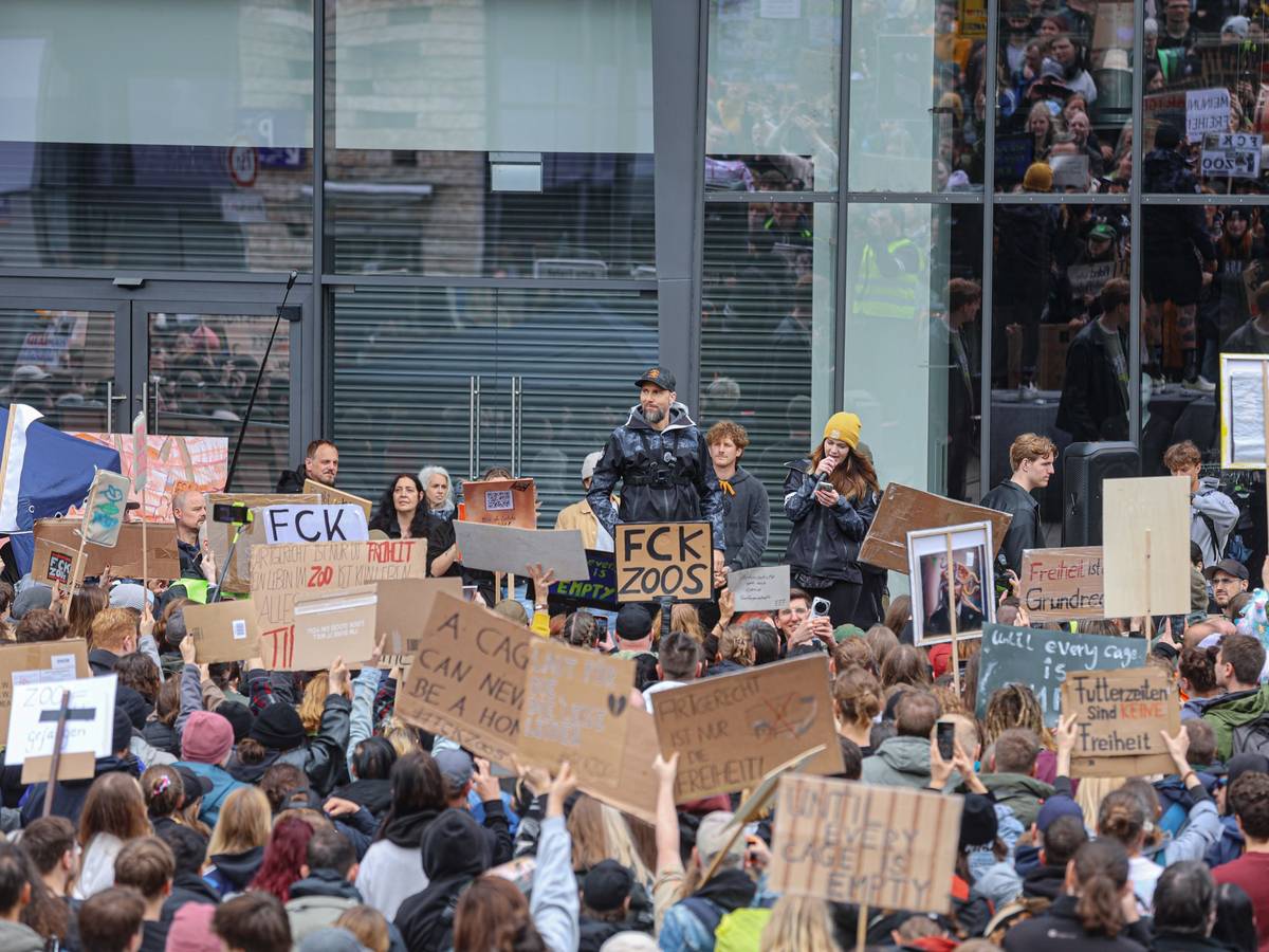 Demo in Wuppertal gegen Zoos
