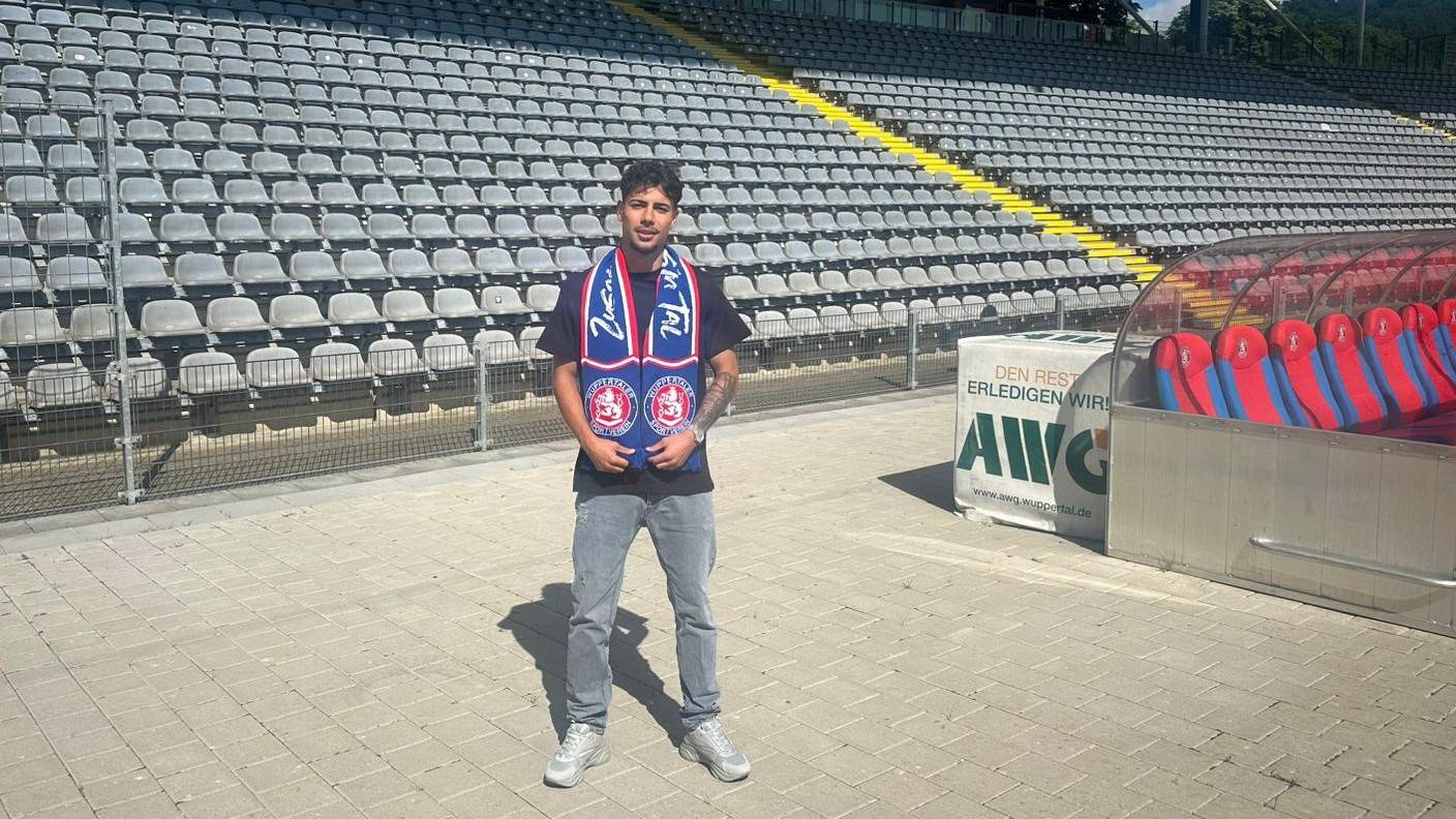 Stürmer Ronay Arabaci (von Fortuna Düsseldorf...