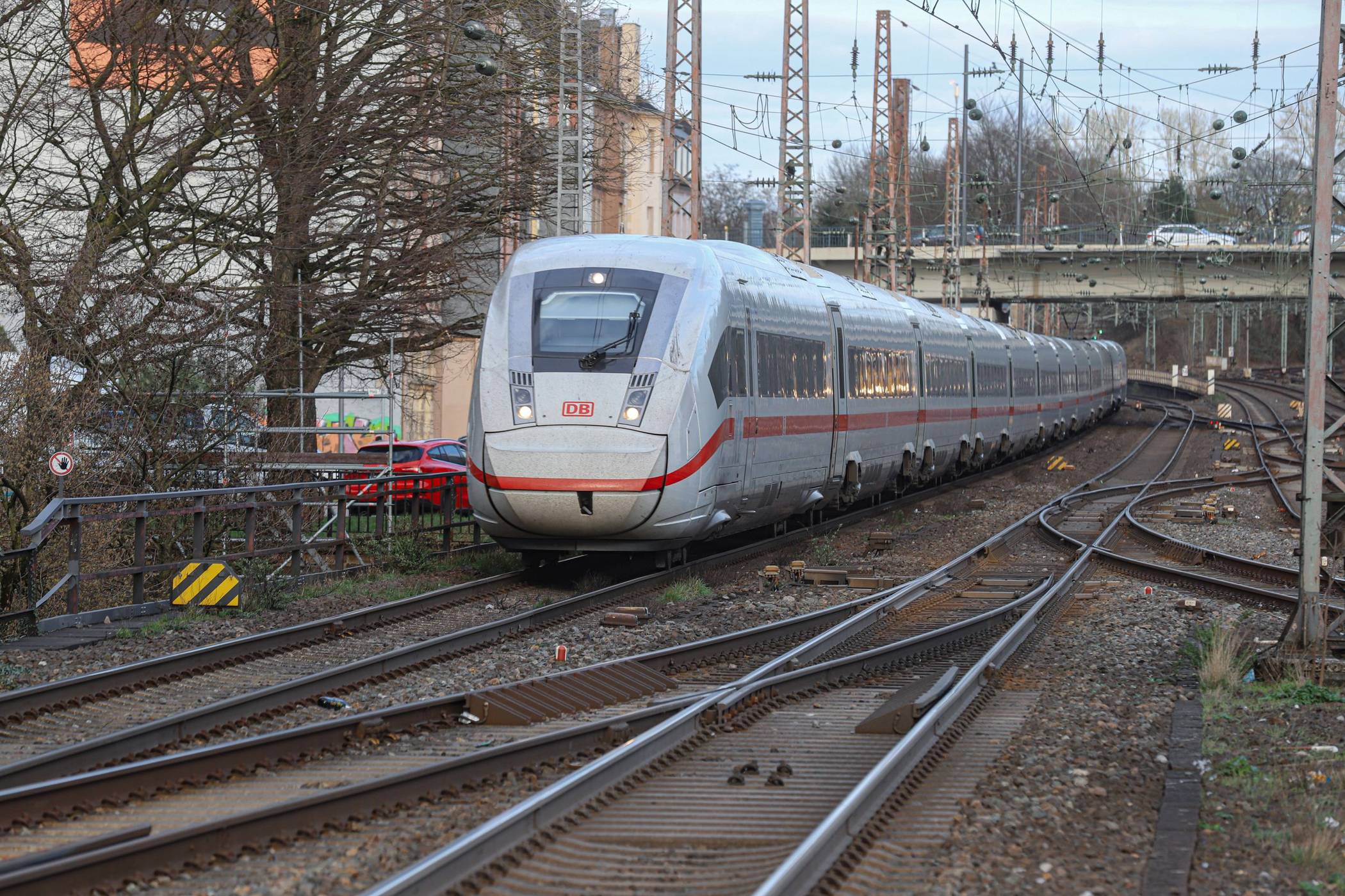  Der Fernverkehr wird im kommenden Jahr mehrere Monate umgeleitet. 