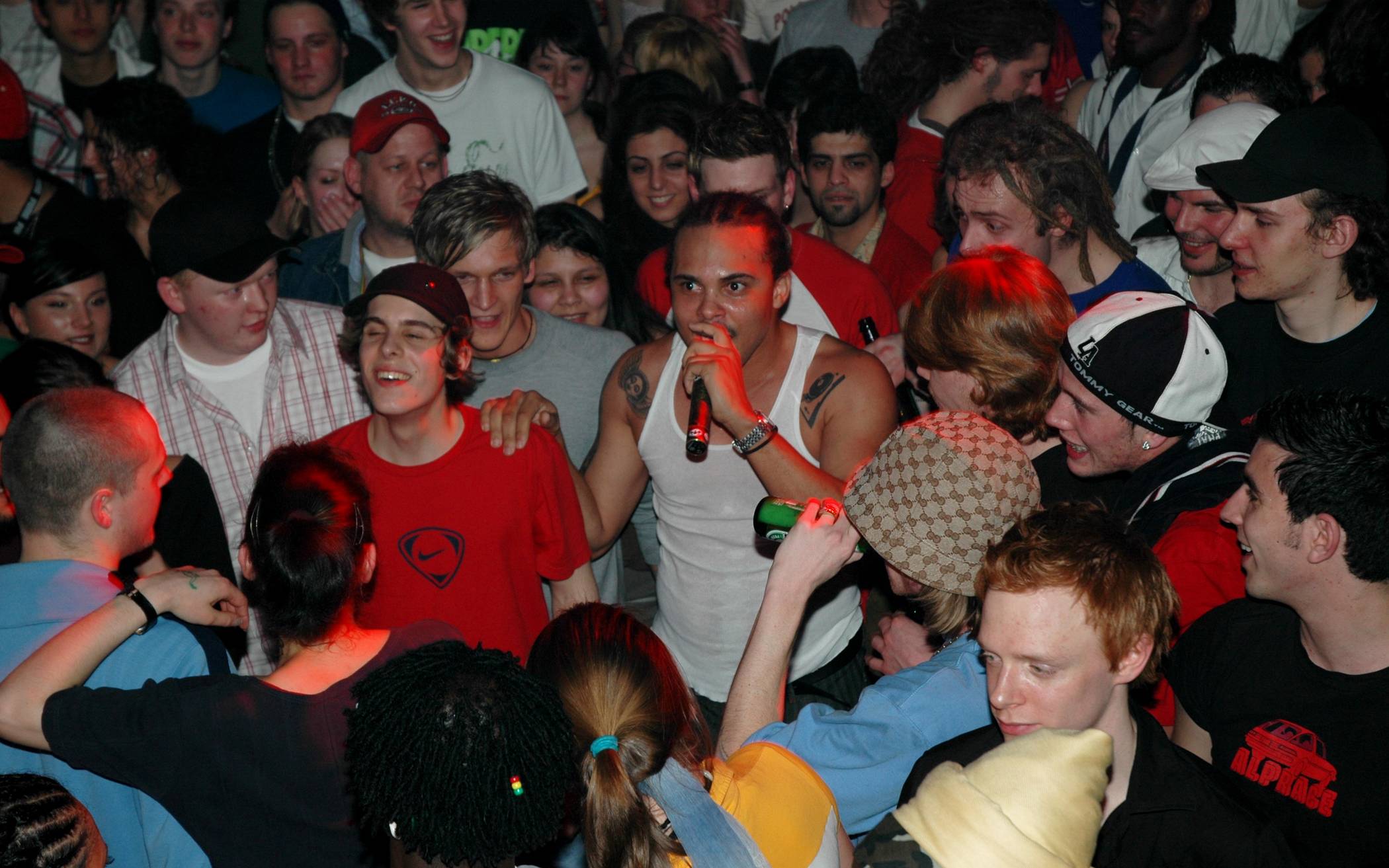 Auftritt der bekannten Dancehall-Crew Black Chiney Sound im Jahr 2005: Die damals...