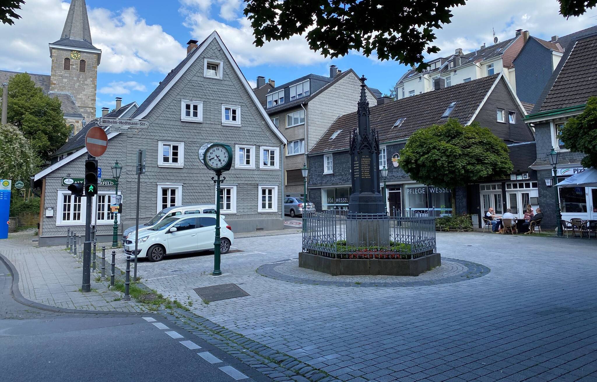 Der Langerfelder Markt.