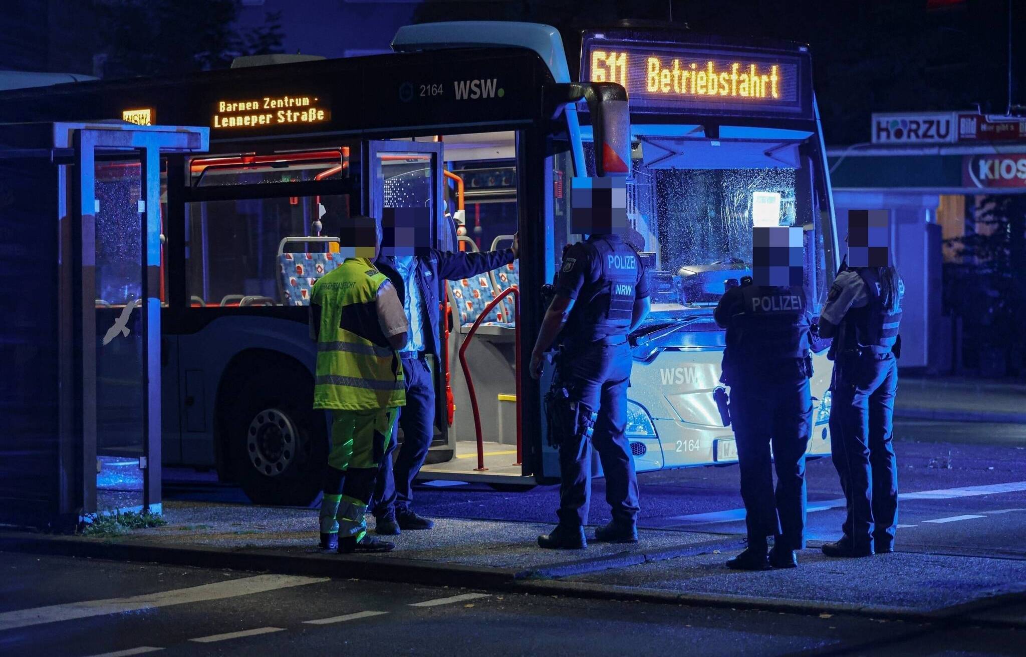 Die Polizei befragte die Beteiligten.