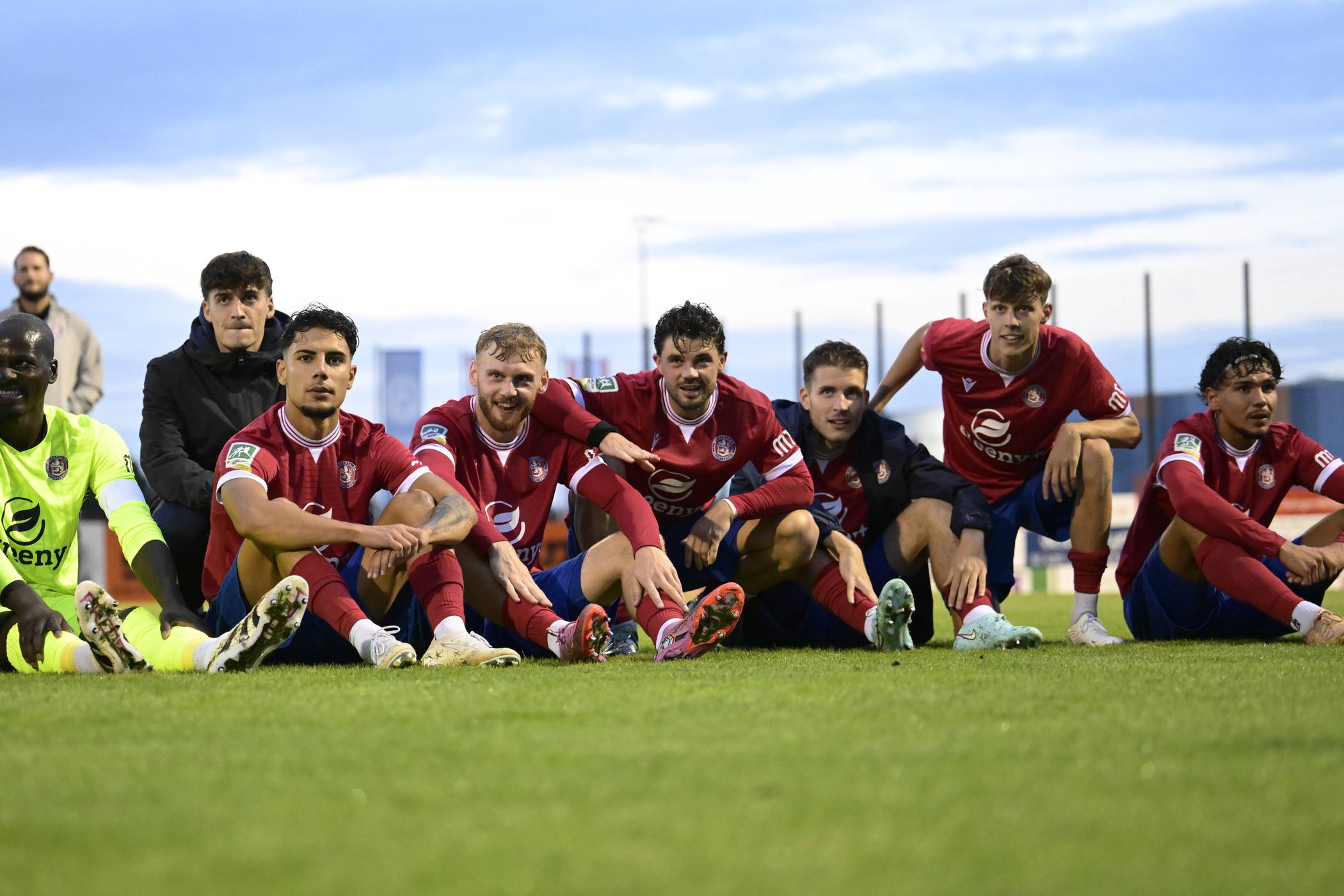  Das Team feierte in Velbert mit den Fans. 